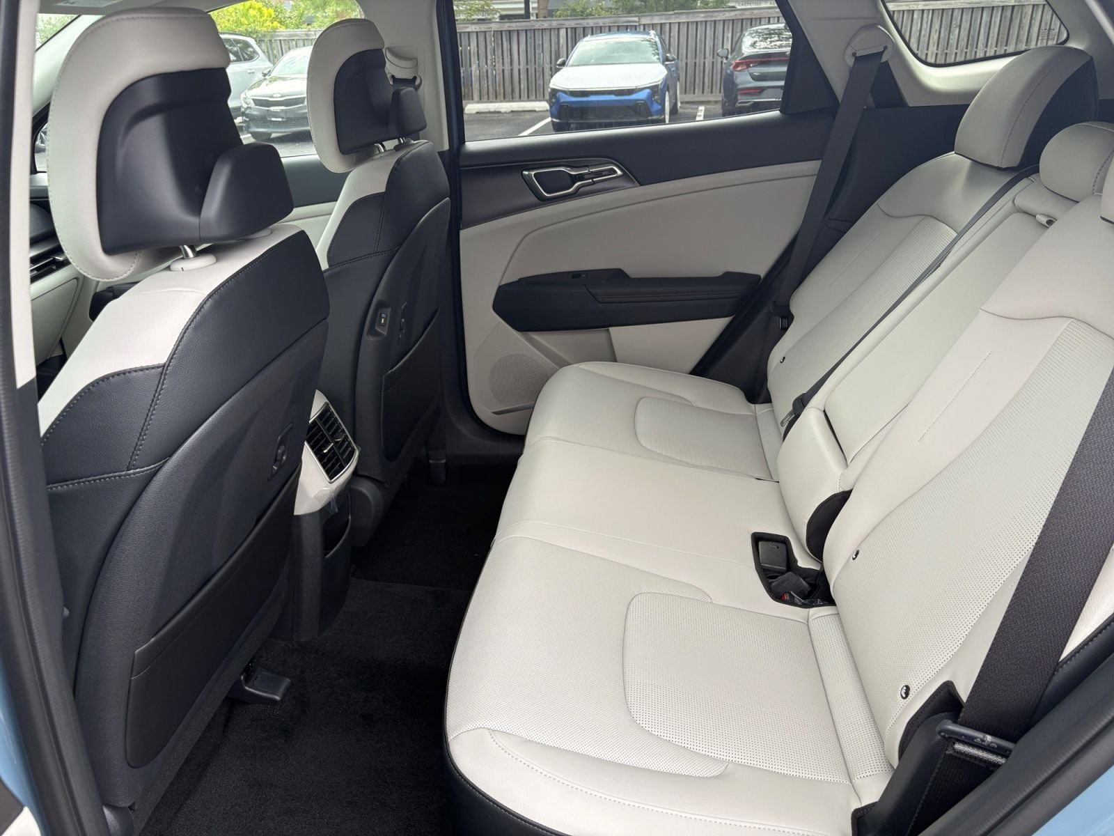 New 2027 Kia Sportage Hybrid EX - photo - 16