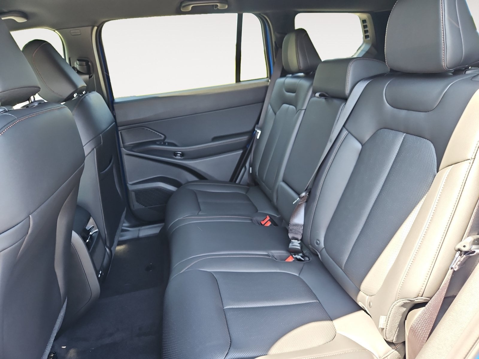 New 2026 Jeep Cherokee Limited - photo - 12