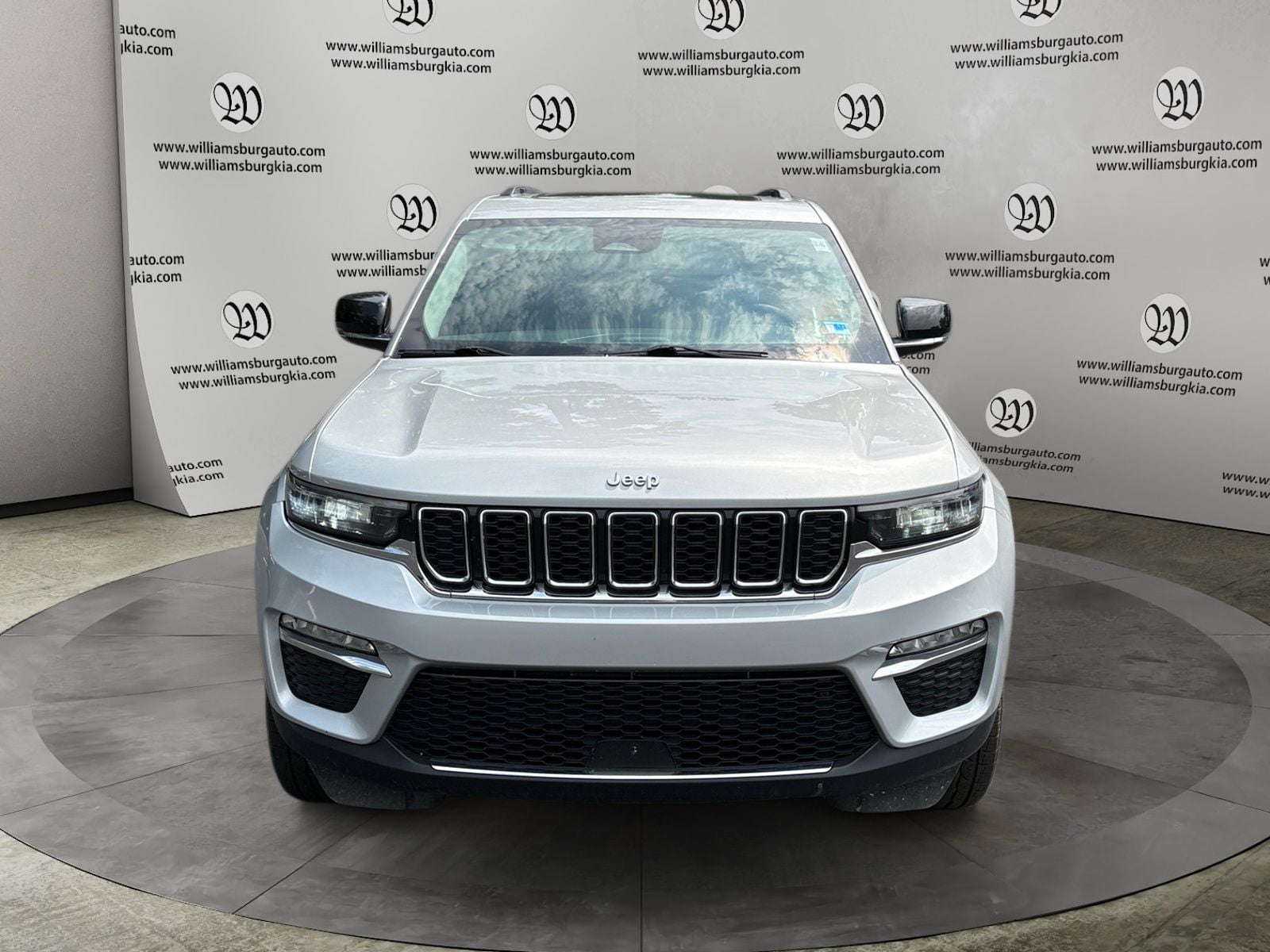 Pre-Owned 2024 Jeep Grand Cherokee 4xe - photo - 7