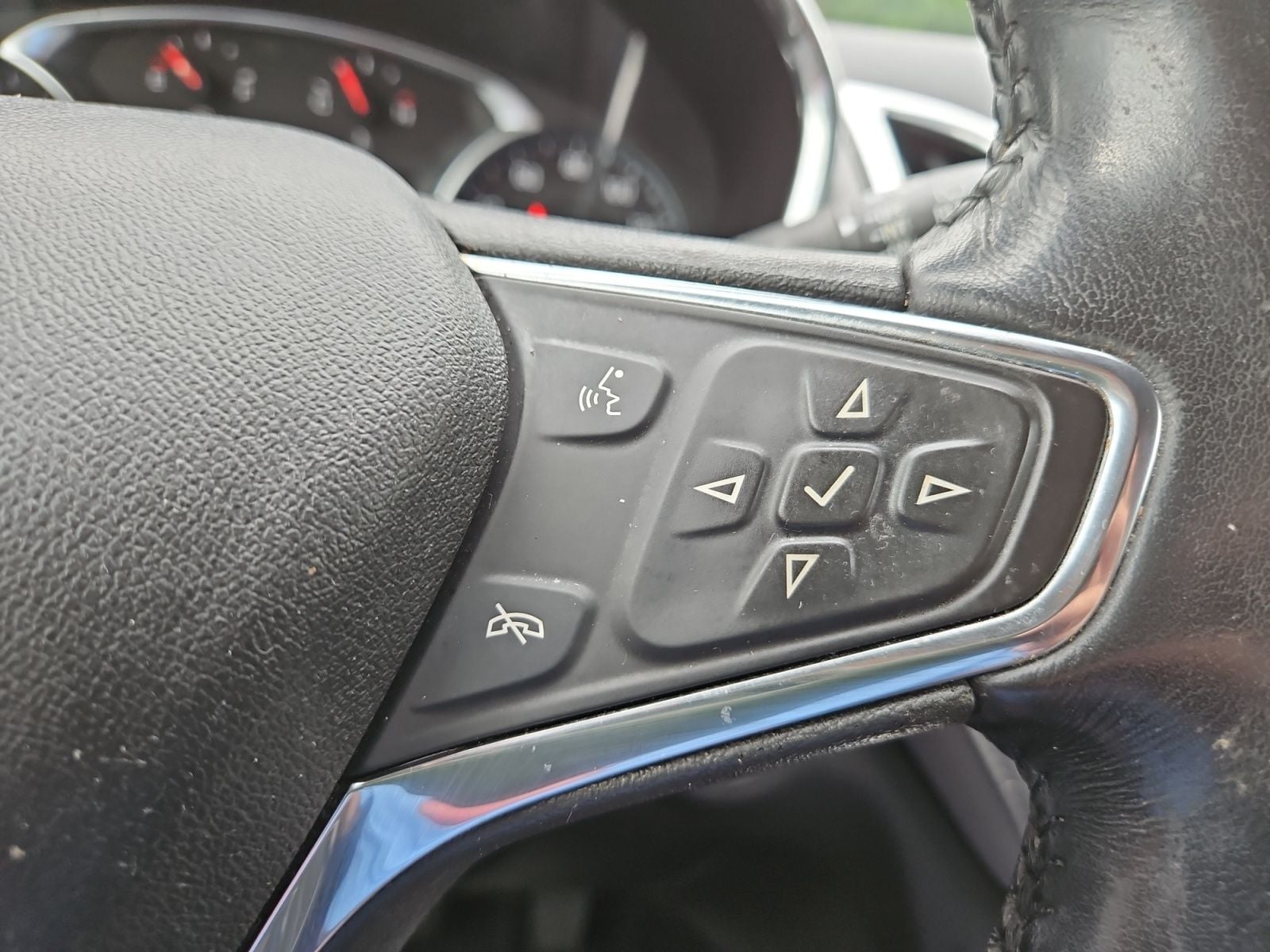 Pre-Owned 2019 Chevrolet Equinox Premier - photo - 25