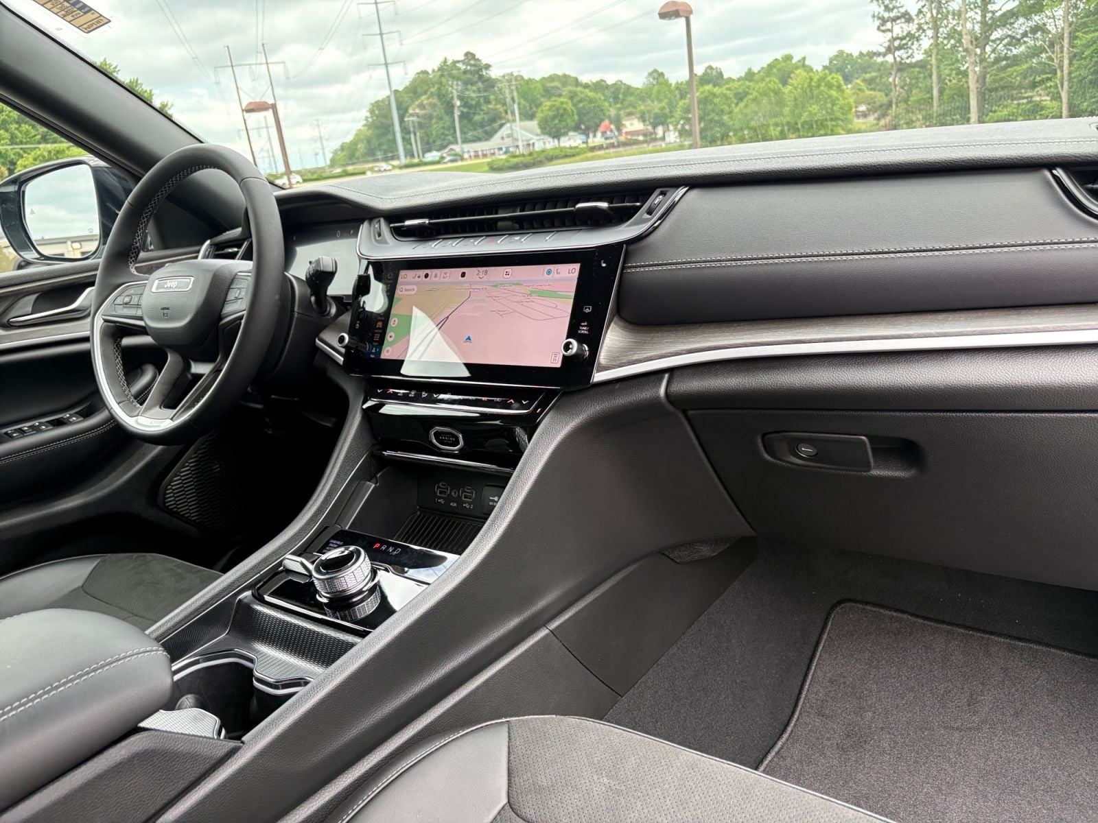 New 2026 Jeep Grand Cherokee L Altitude - photo - 15