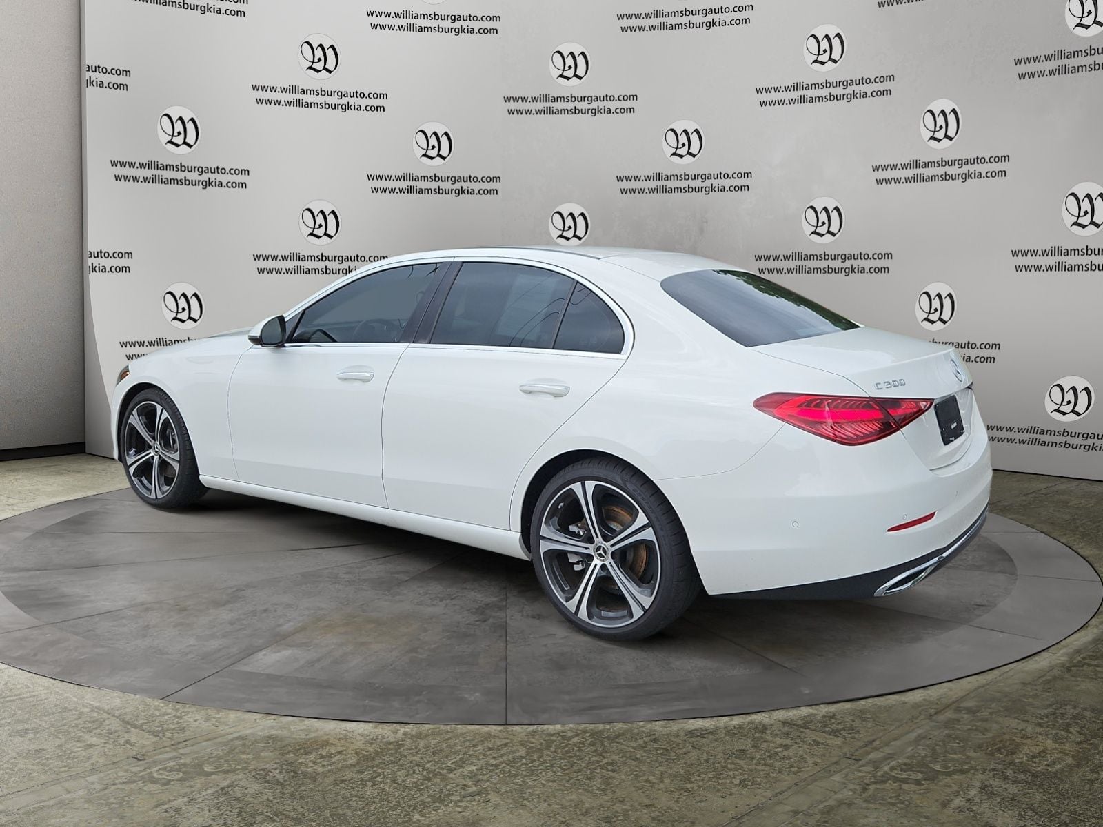 Pre-Owned 2024 Mercedes-Benz C-Class C 300 - photo - 2