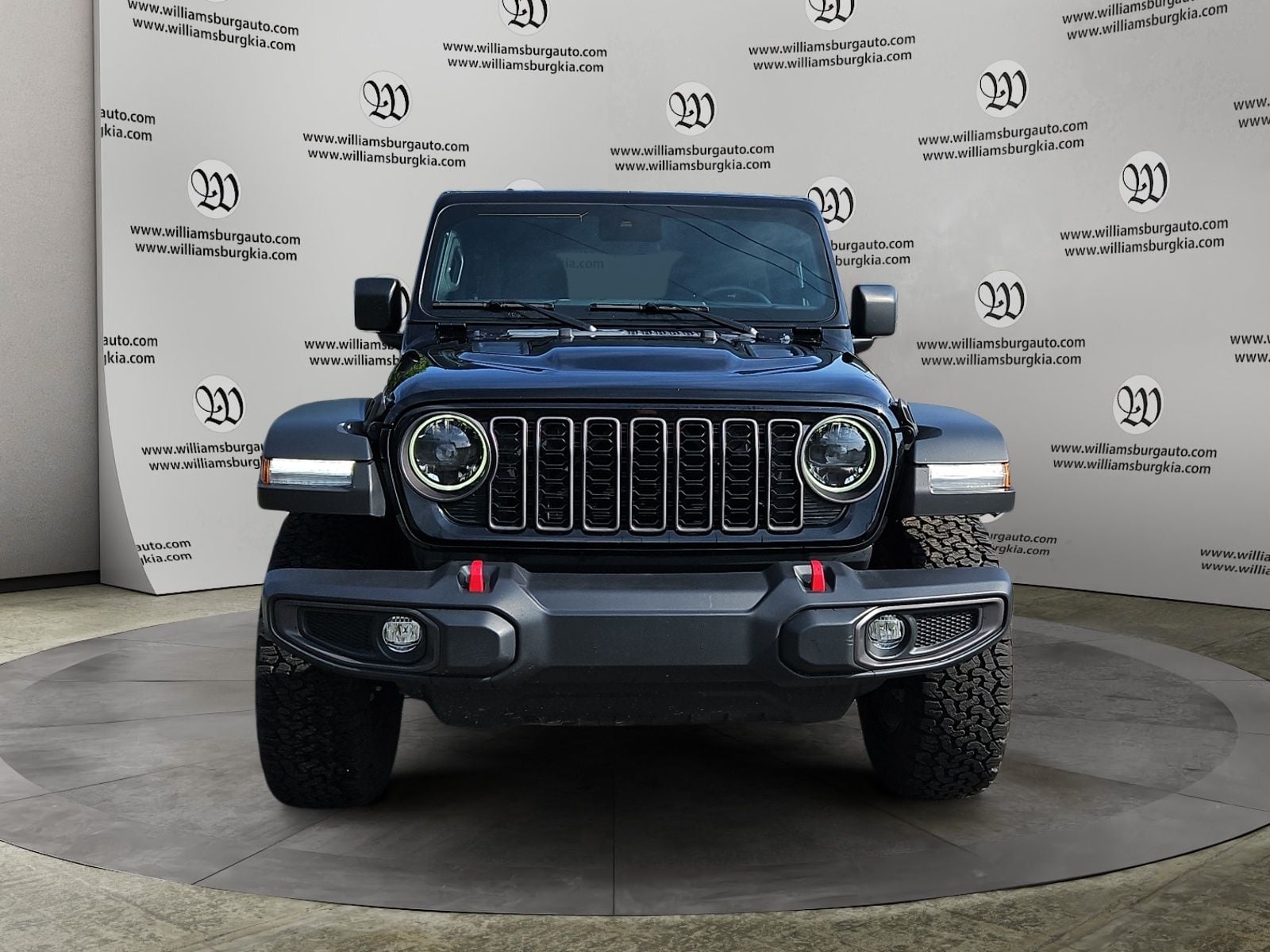 Pre-Owned 2024 Jeep Wrangler Rubicon - photo - 7