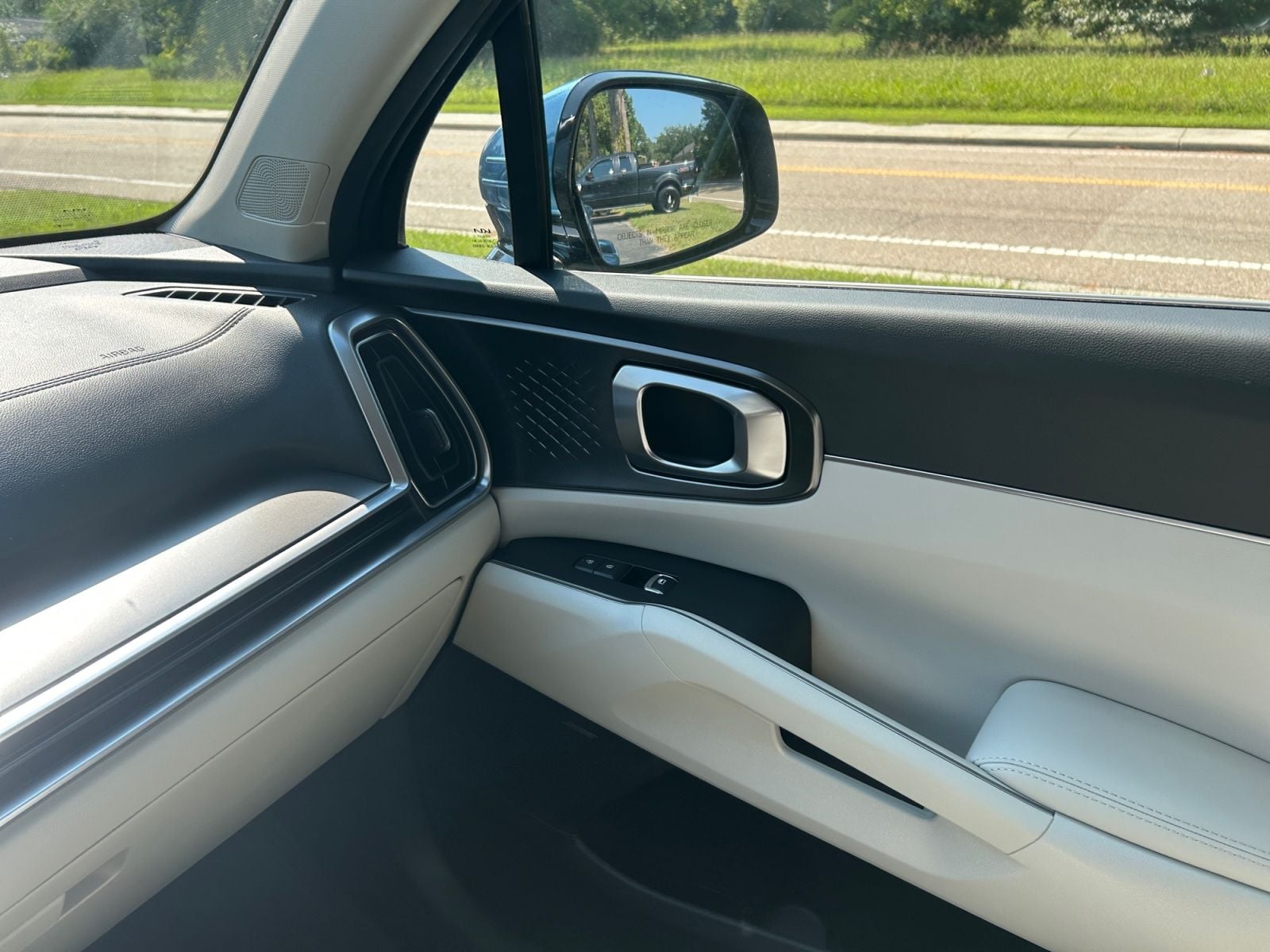 New 2026 Kia Sorento Hybrid EX - photo - 18