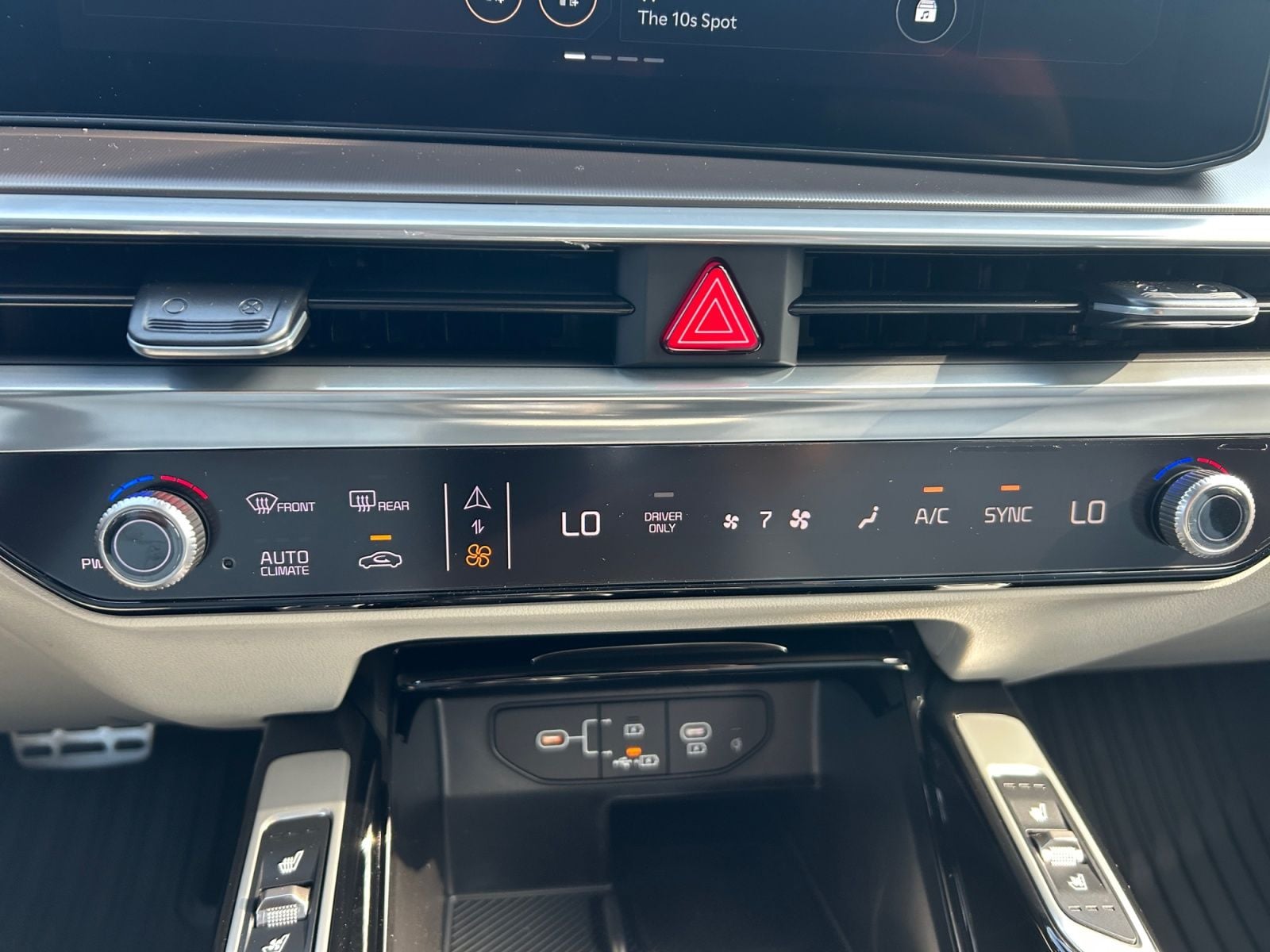 New 2026 Kia Sorento Hybrid X-Line SX Prestige - photo - 26