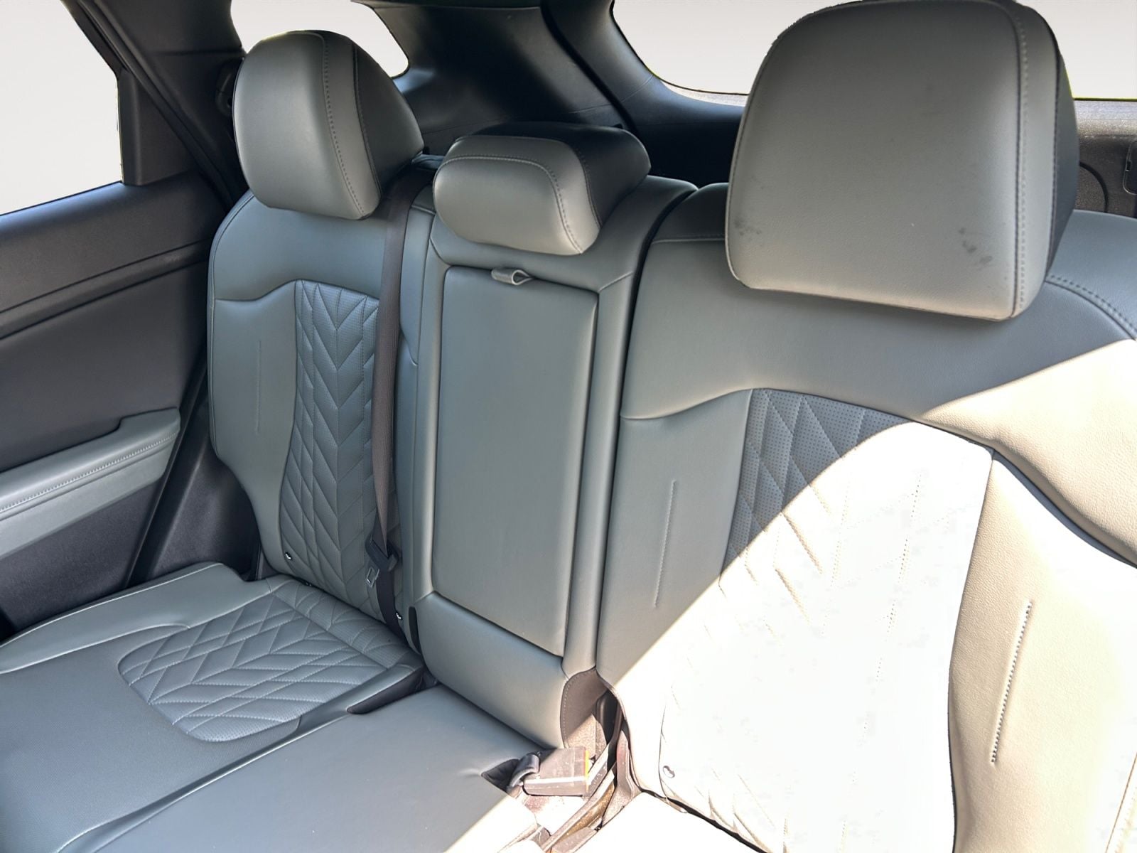 Pre-Owned 2024 Kia Sportage X-Line - photo - 12