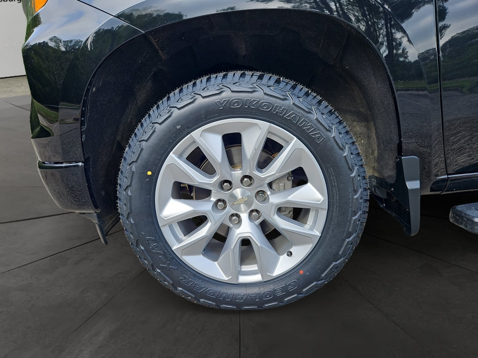 Pre-Owned 2022 Chevrolet Silverado 1500 Custom - photo - 13