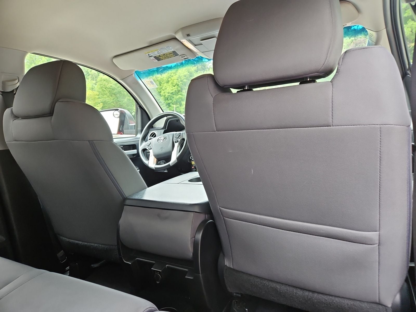 Pre-Owned 2014 Toyota Tundra SR5 - photo - 17