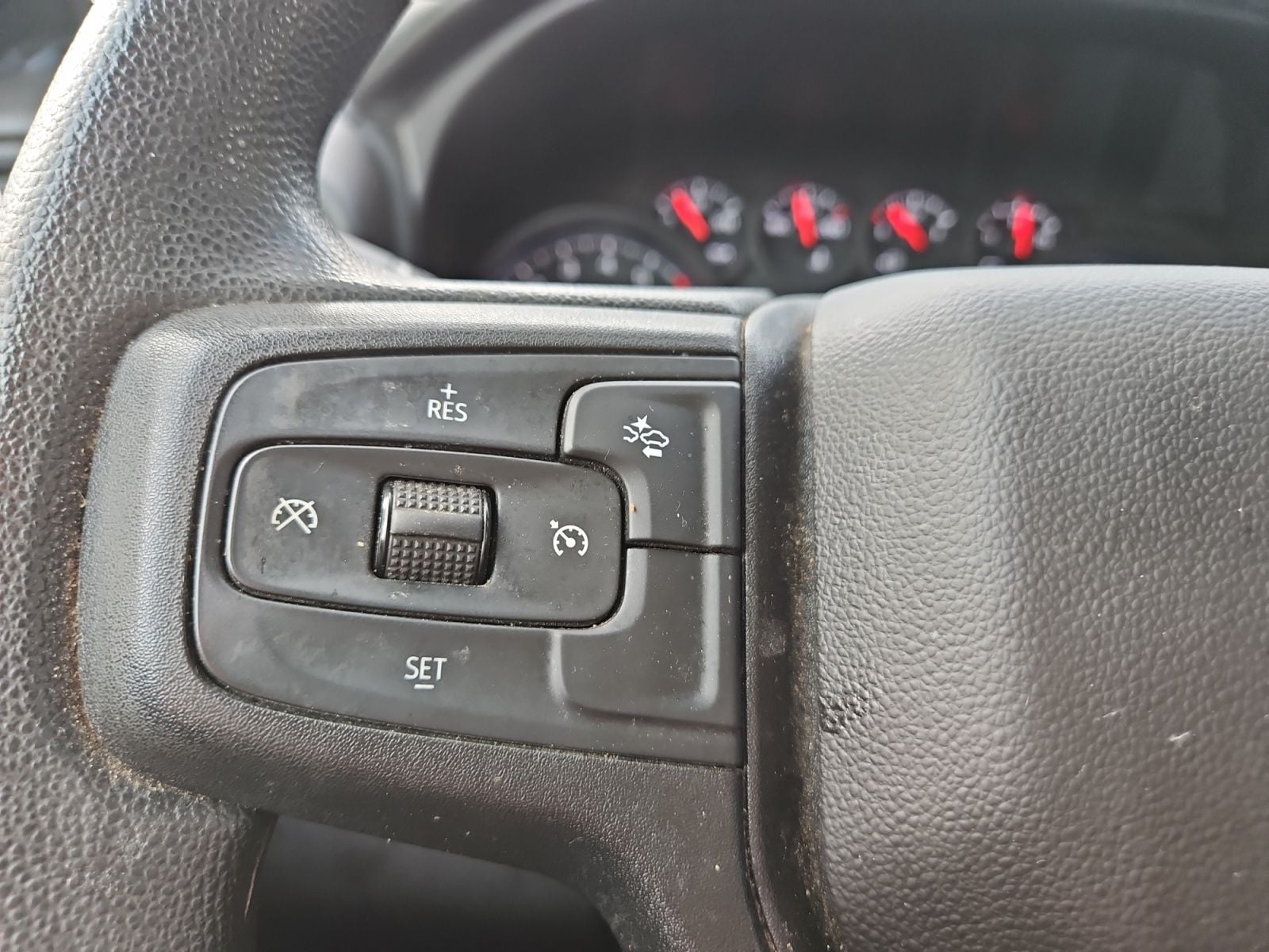 Pre-Owned 2022 Chevrolet Silverado 1500 Custom - photo - 22