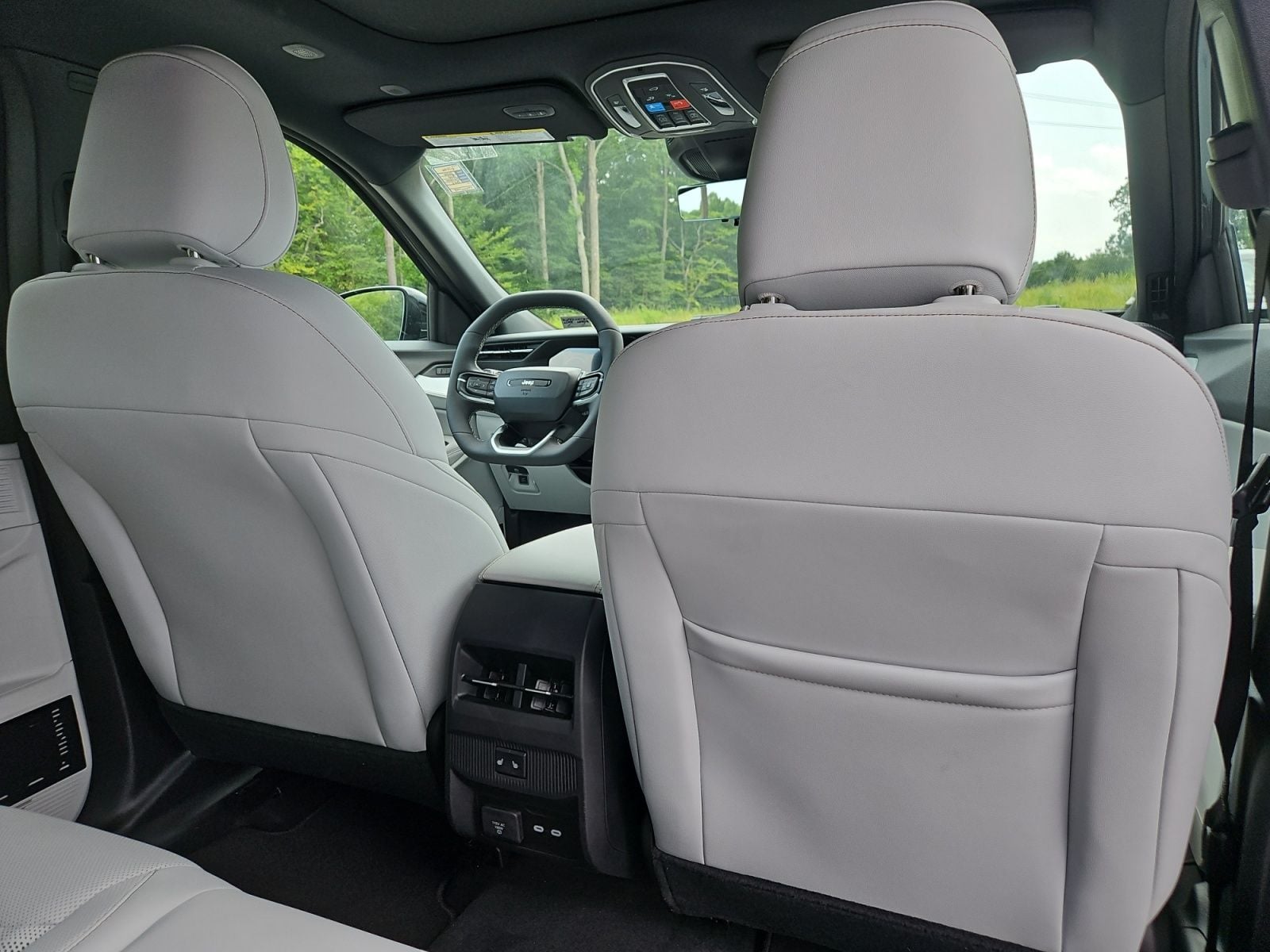 New 2026 Jeep Cherokee Overland - photo - 17