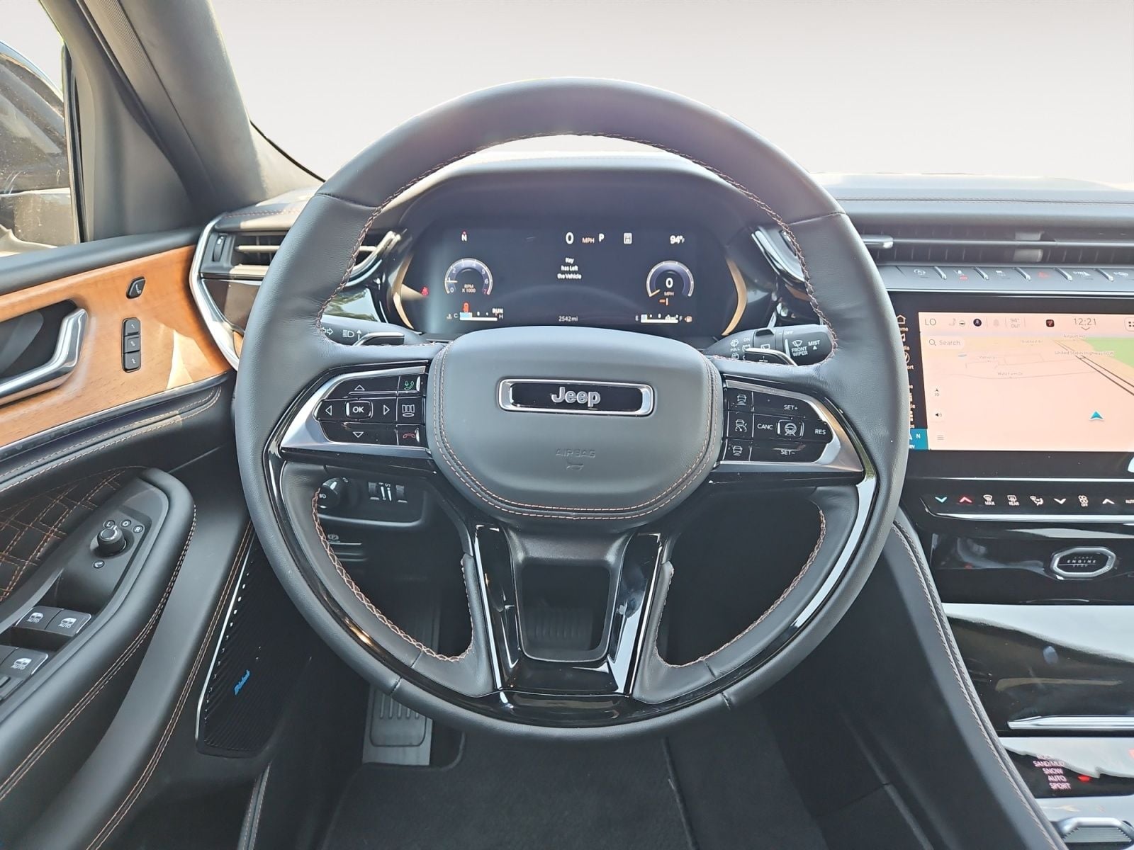 New 2026 Jeep Grand Cherokee Summit - photo - 11