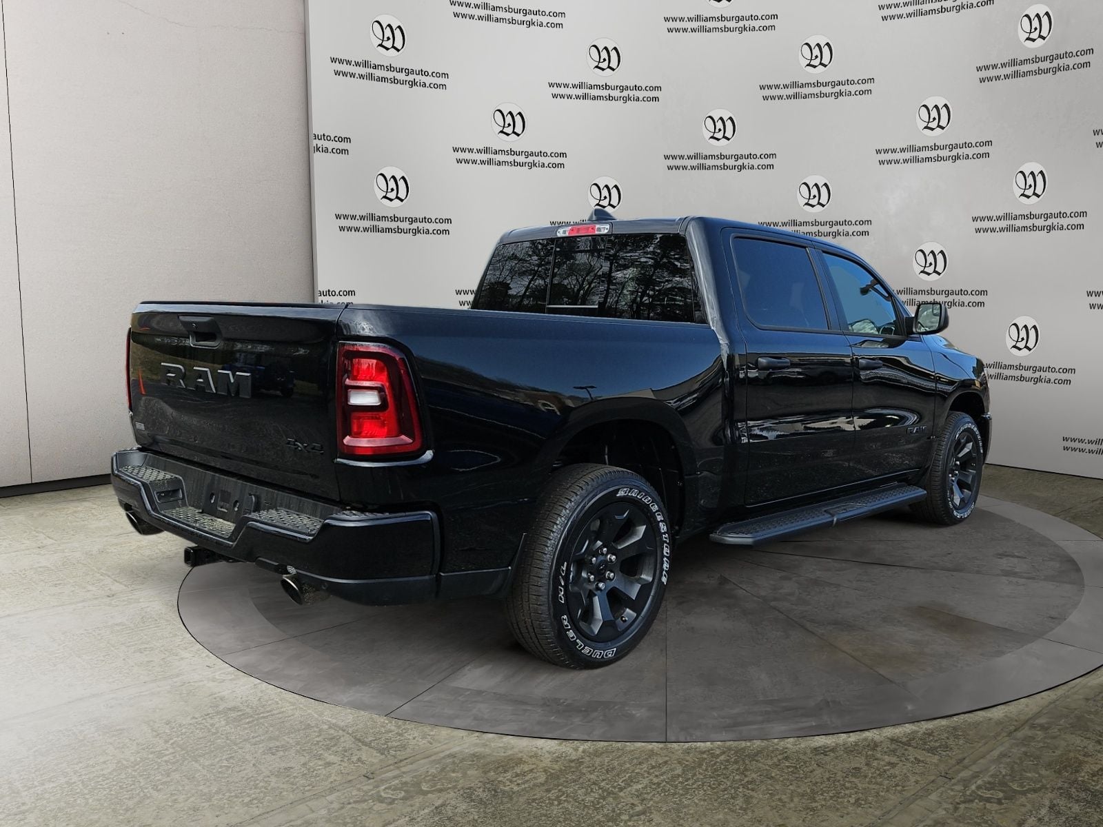 New 2026 Ram 1500 Express - photo - 4