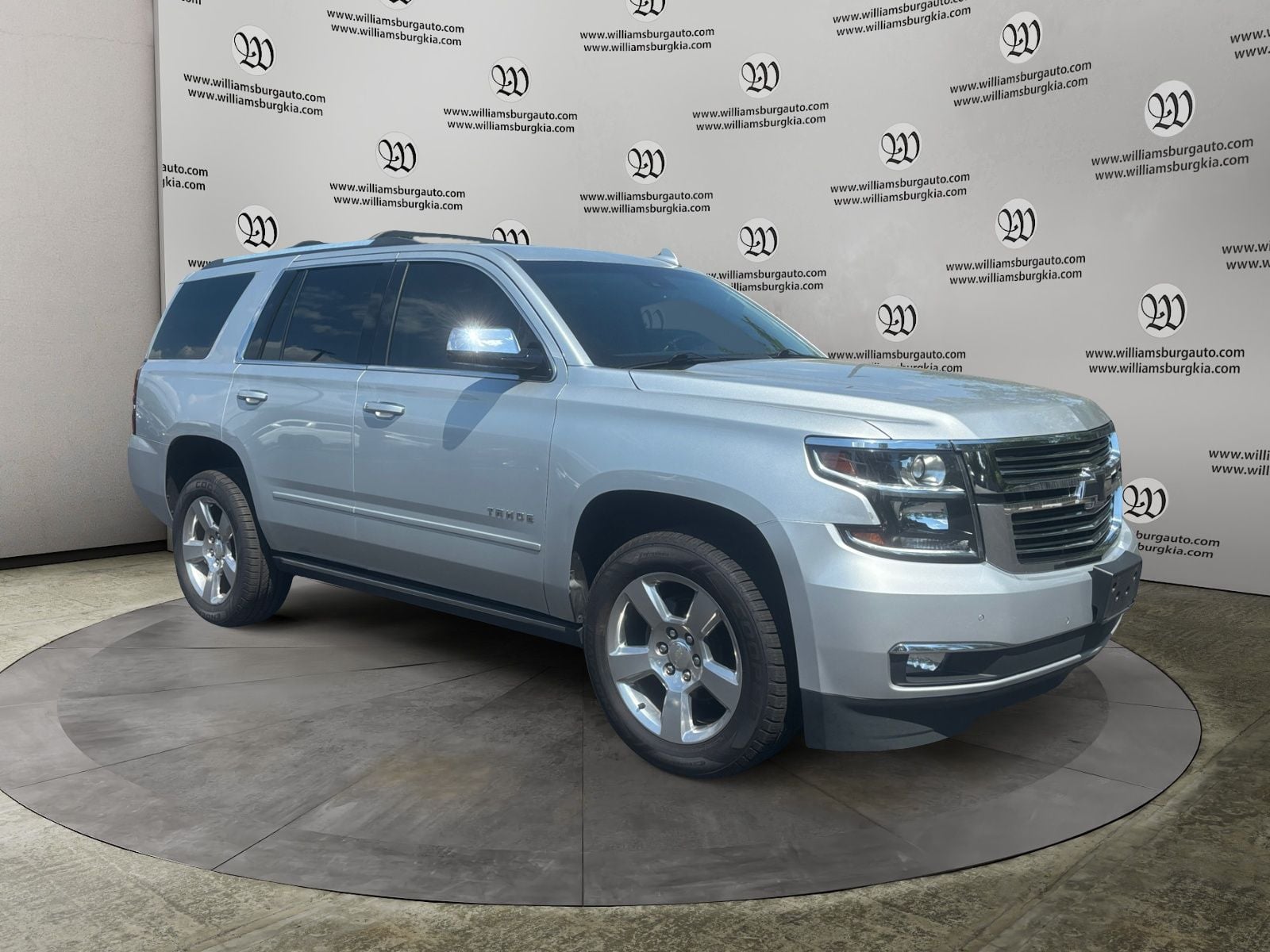 Pre-Owned 2019 Chevrolet Tahoe Premier - photo - 6