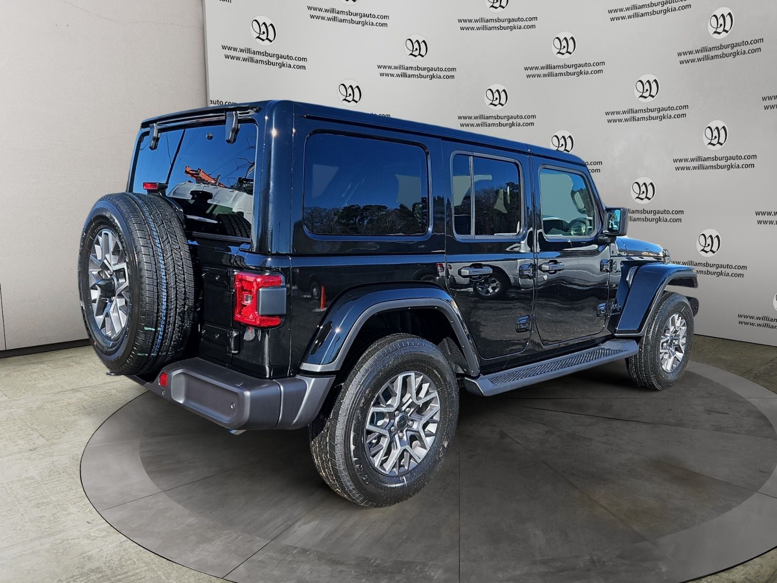New 2025 Jeep Wrangler Sahara - photo - 4