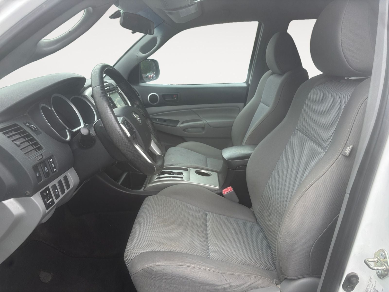 Pre-Owned 2014 Toyota Tacoma PreRunner - photo - 8