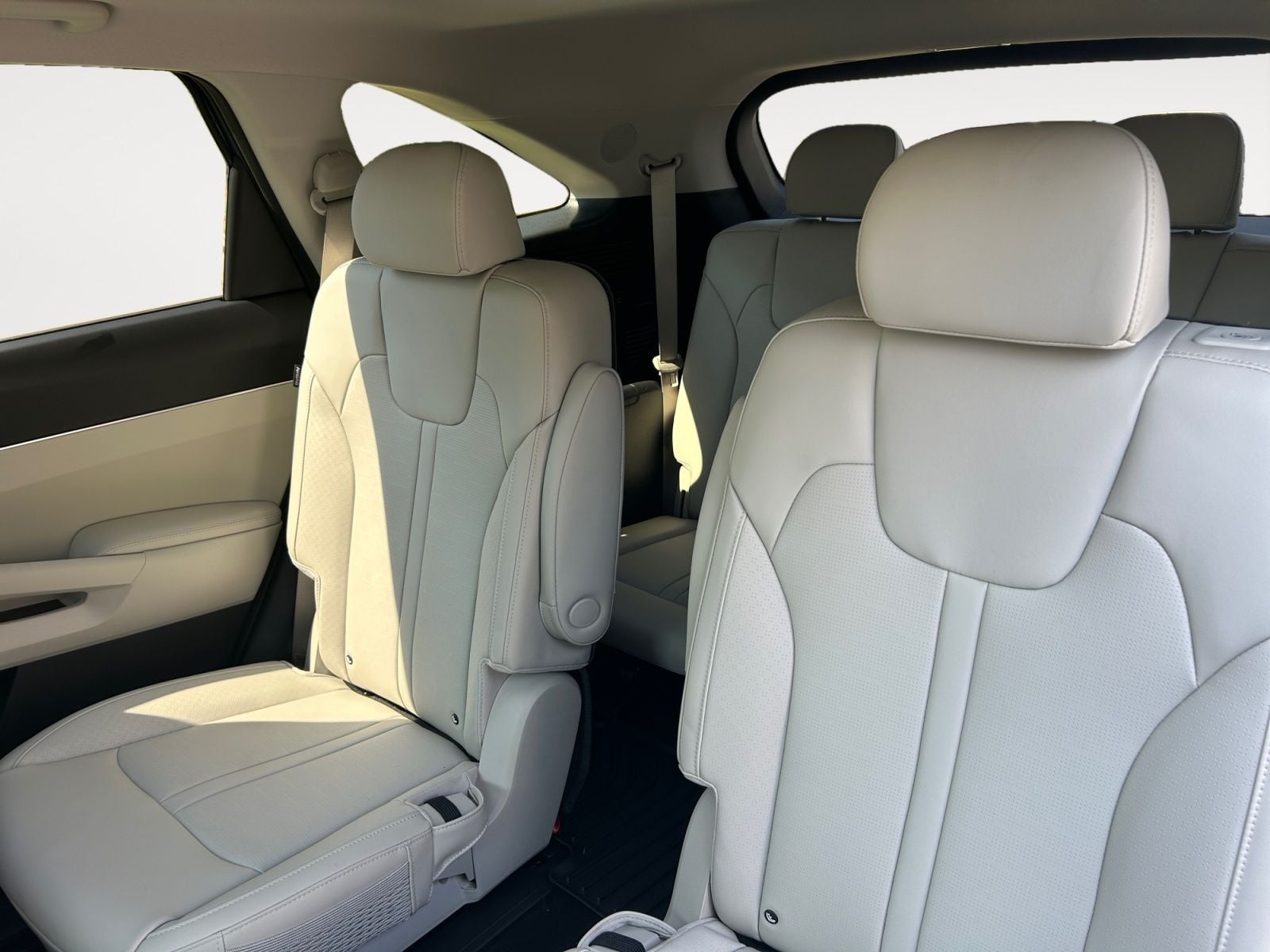 New 2026 Kia Sorento Hybrid EX - photo - 12
