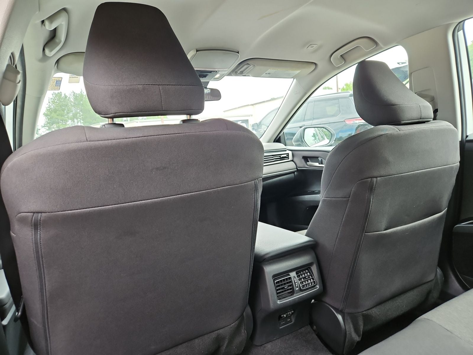 Pre-Owned 2025 Toyota Camry LE - photo - 19
