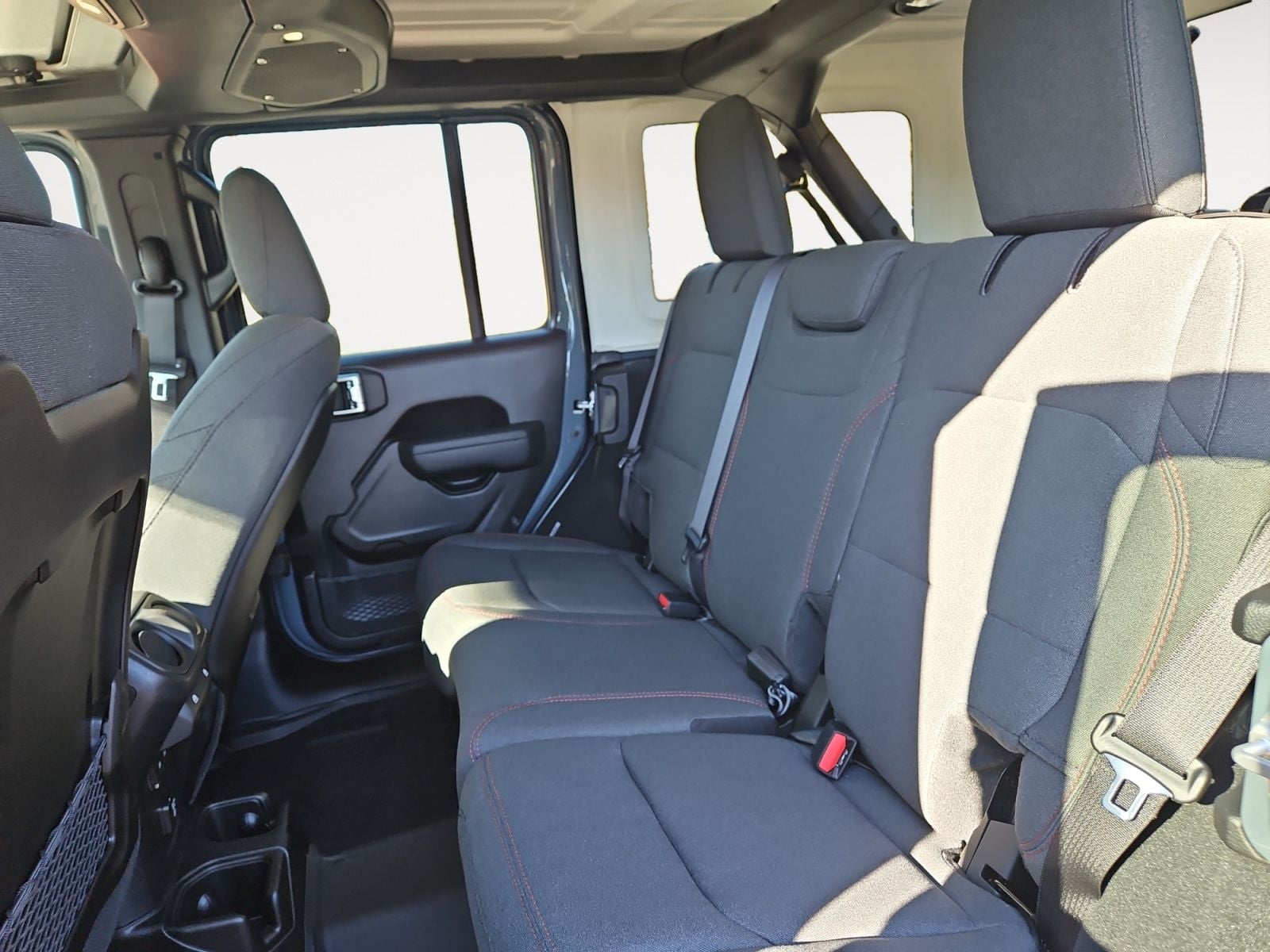 New 2026 Jeep Wrangler Rubicon - photo - 12