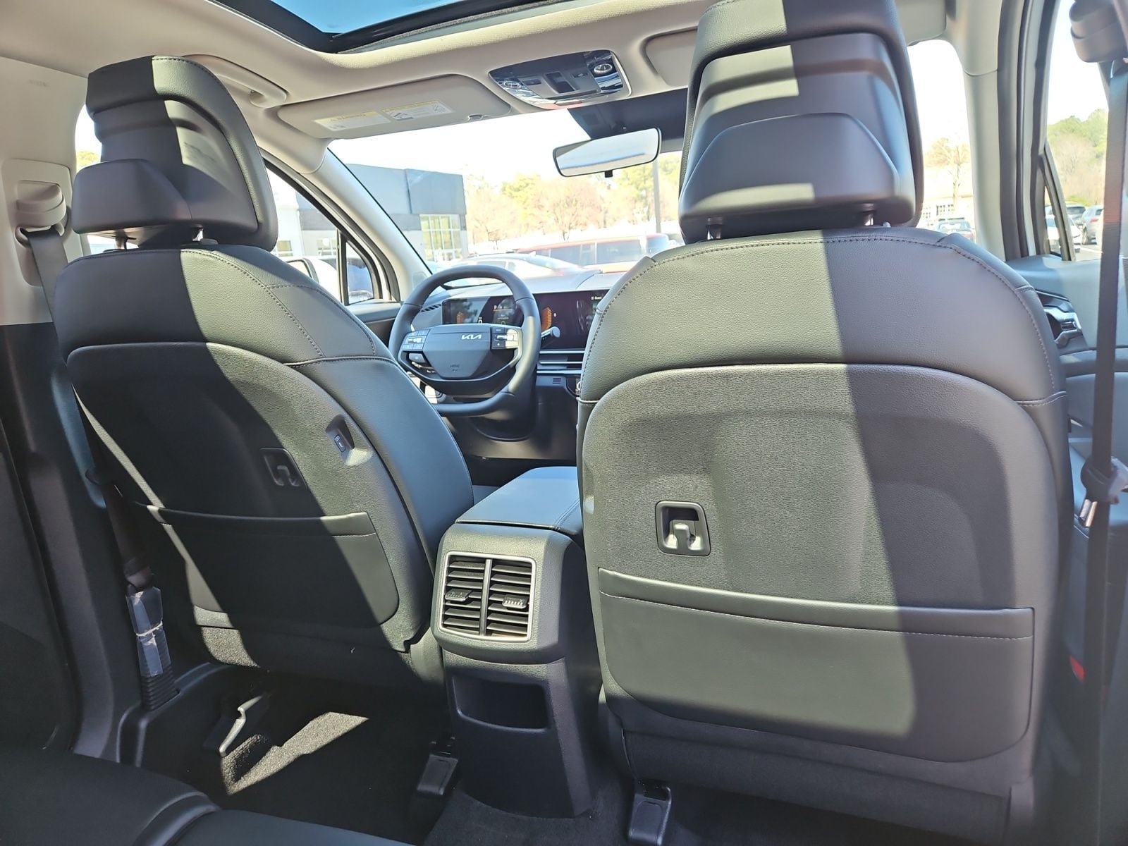 New 2026 Kia Sportage EX - photo - 17
