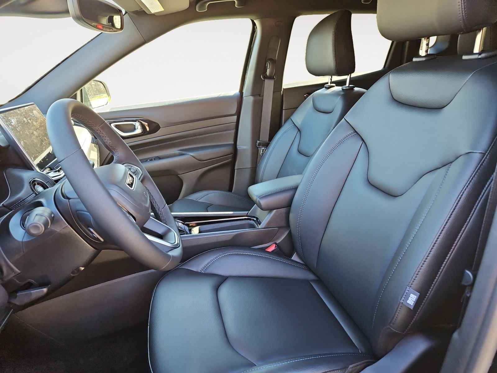 New 2026 Jeep Compass Limited - photo - 8