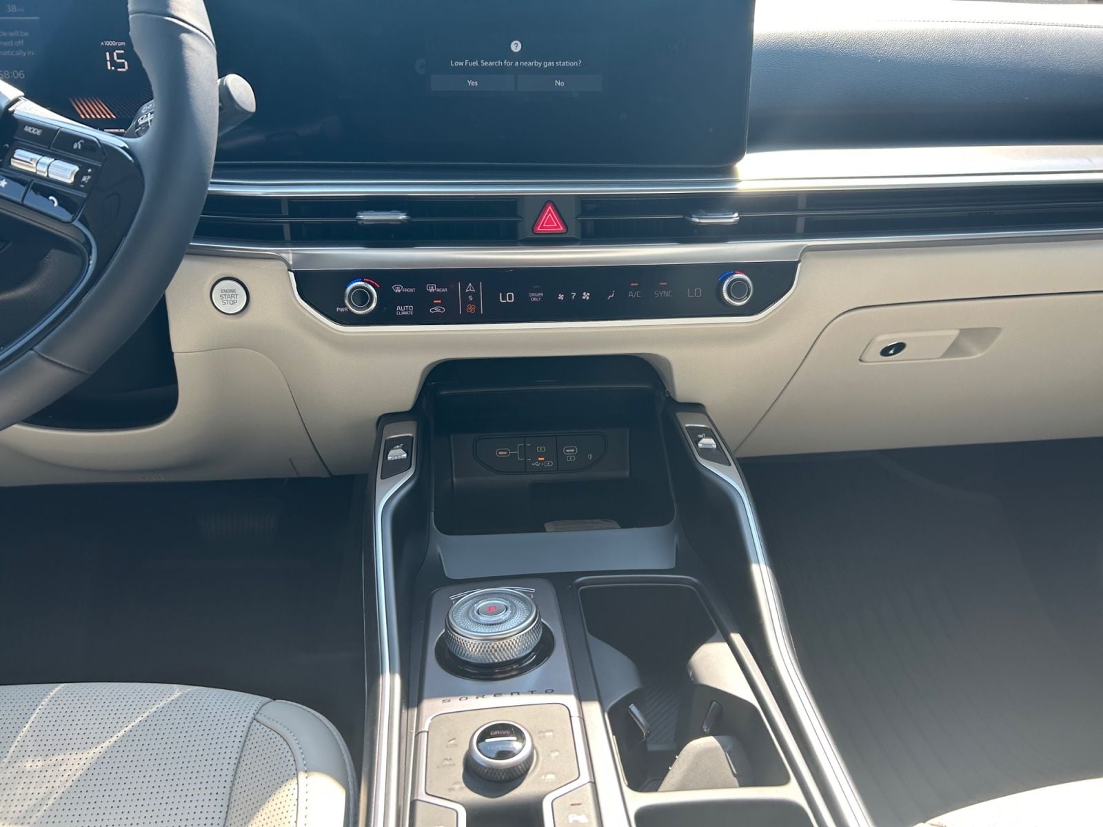 New 2026 Kia Sorento Hybrid EX - photo - 10