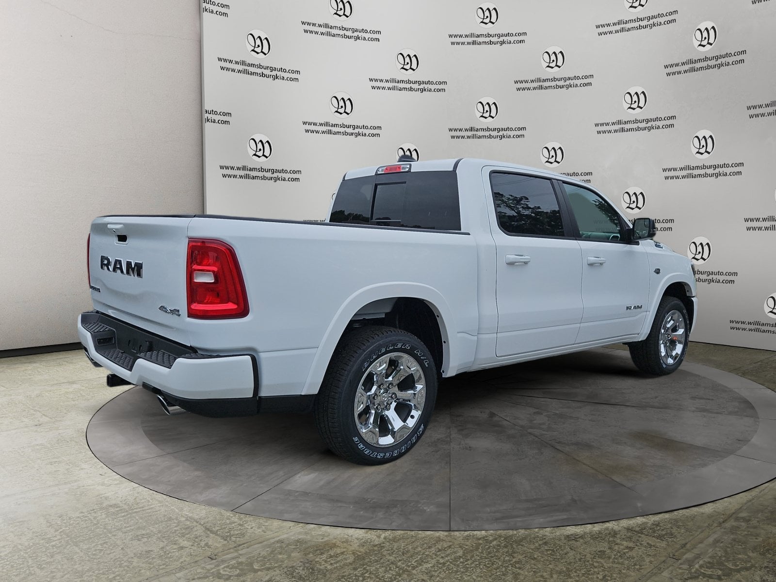 New 2026 Ram 1500 Big Horn/Lone Star - photo - 4