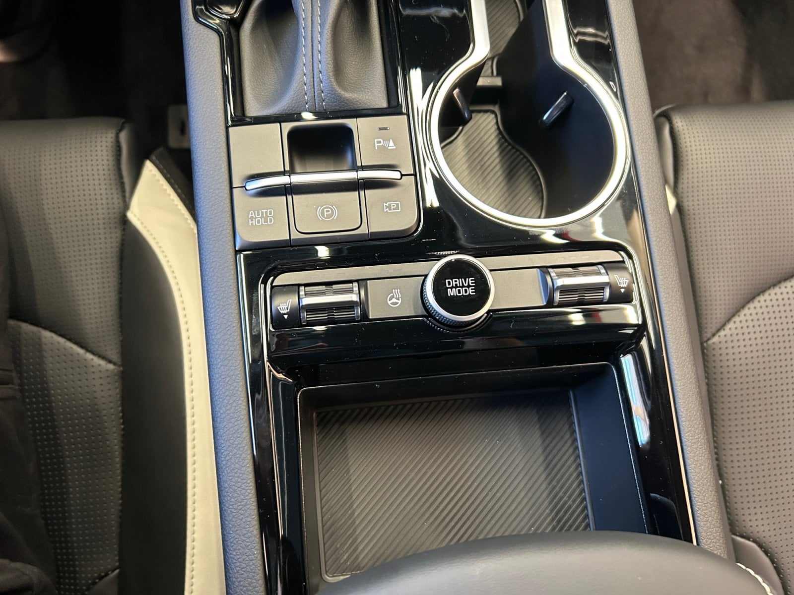 New 2026 Kia K5 GT-Line - photo - 14