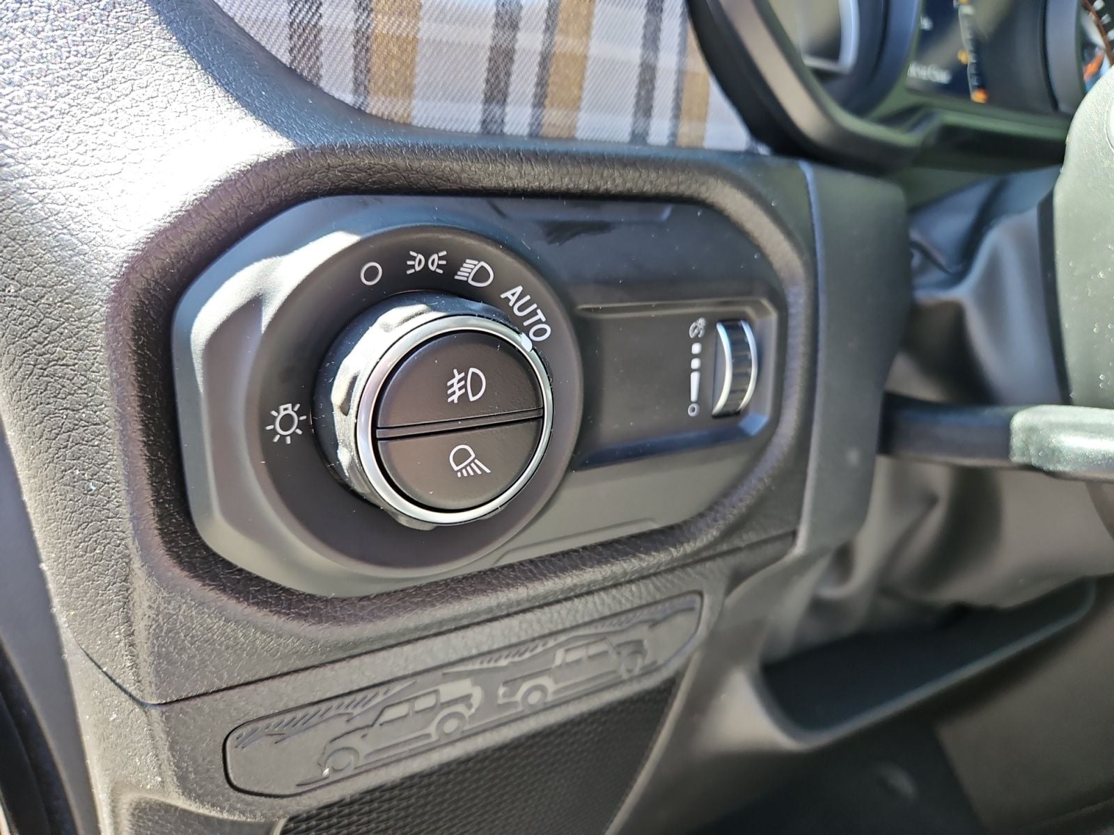 New 2026 Jeep Gladiator 85th Anniversary Edition - photo - 22