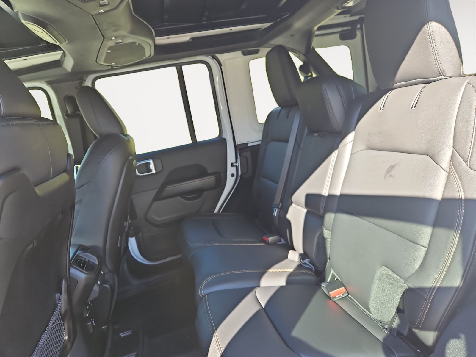 New 2027 Jeep Wrangler Sahara - photo - 12