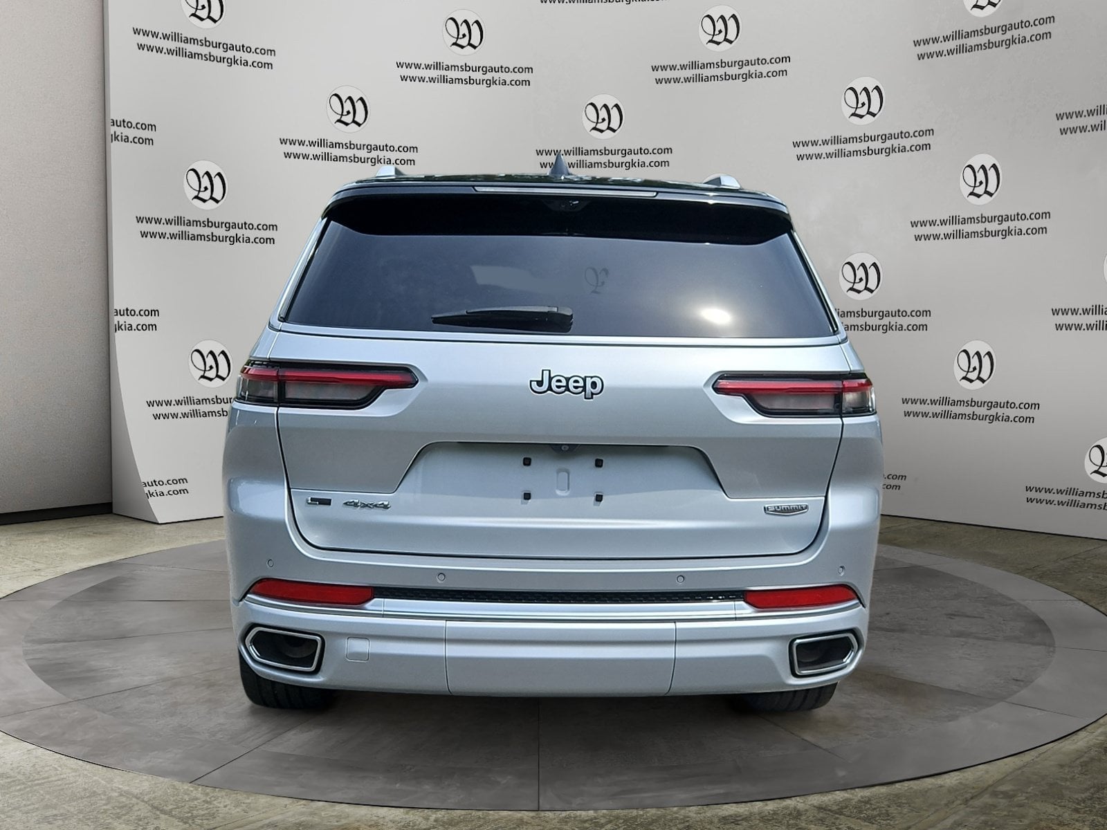 Pre-Owned 2022 Jeep Grand Cherokee L Summit - photo - 3