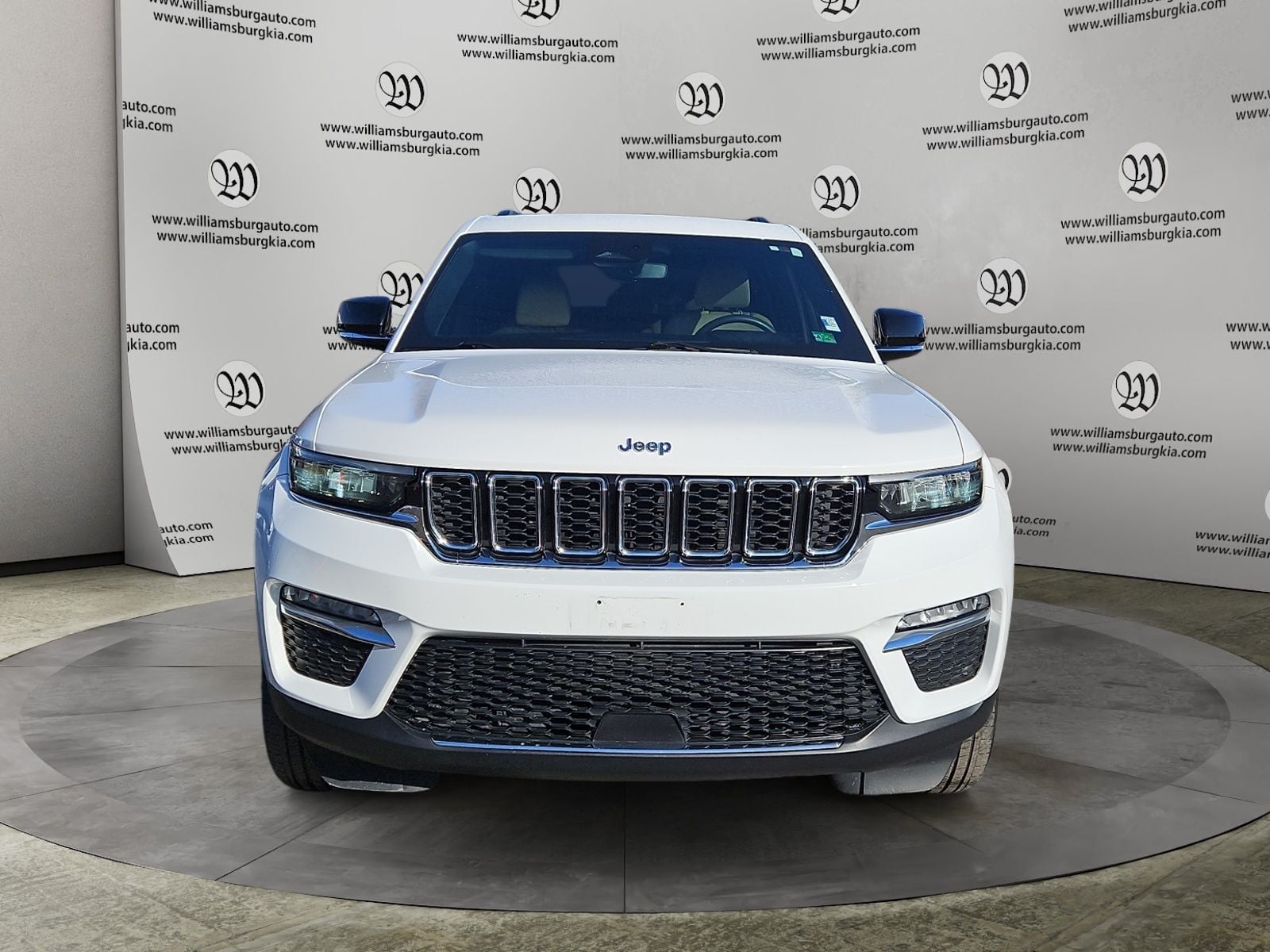 Pre-Owned 2023 Jeep Grand Cherokee Limited - photo - 7