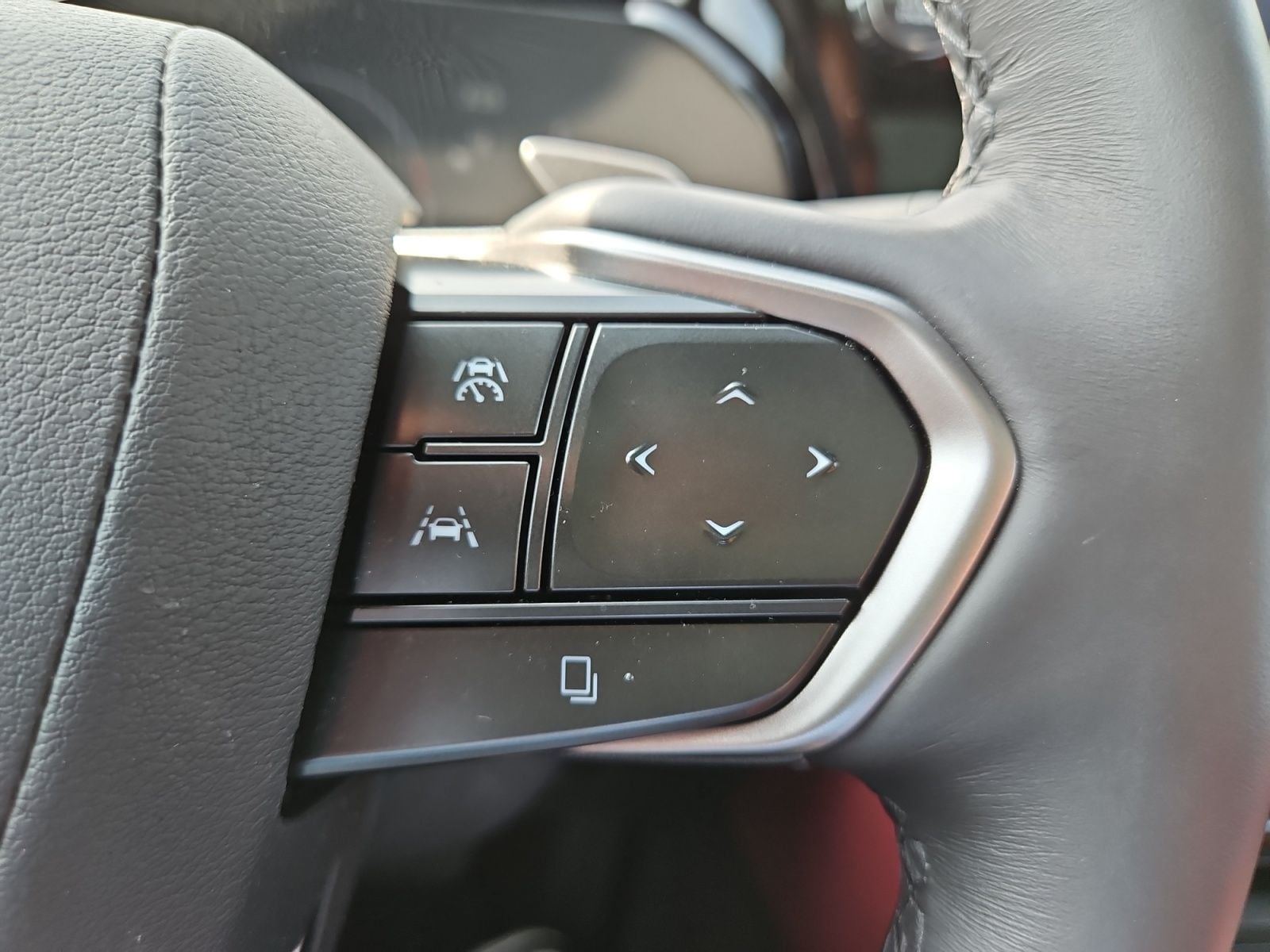 Pre-Owned 2025 Lexus NX 350 Luxury - photo - 24