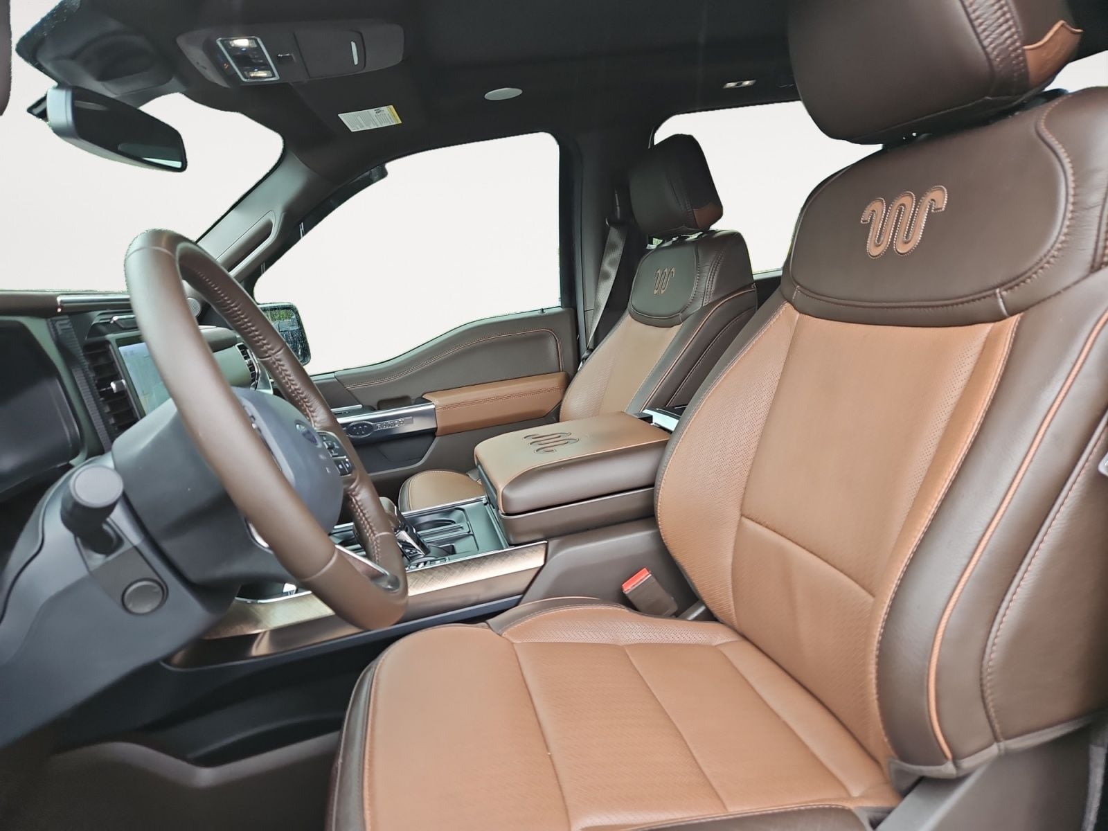 Pre-Owned 2024 Ford F-150 King Ranch - photo - 8