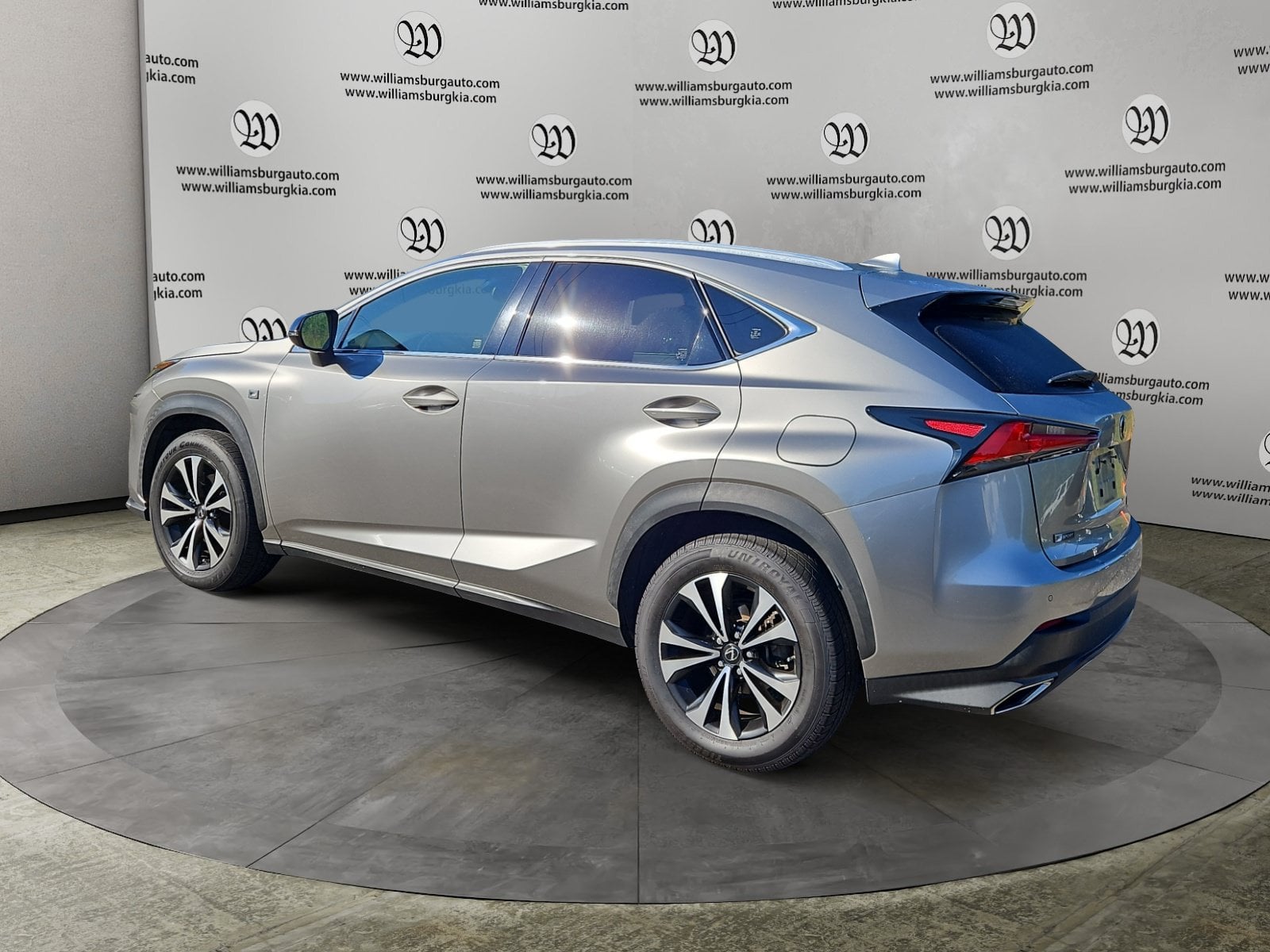 Pre-Owned 2018 Lexus NX 300 F Sport - photo - 2