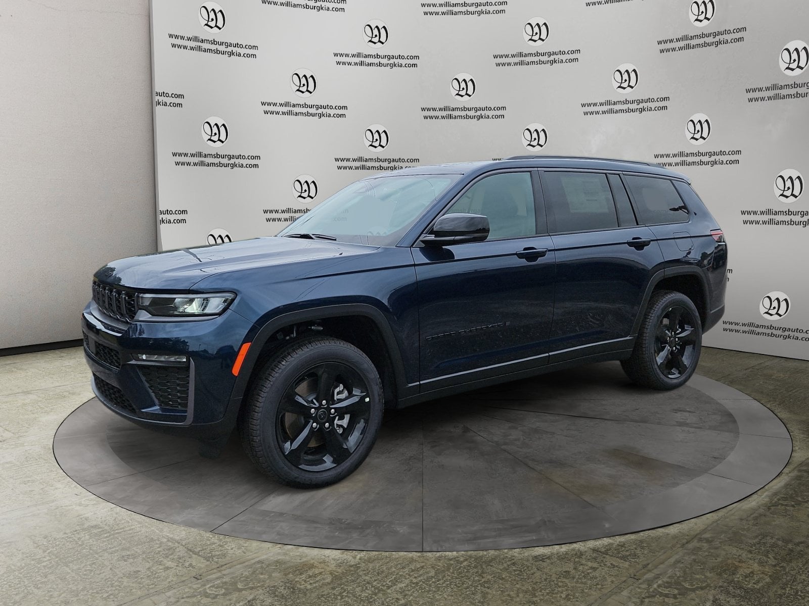 New 2027 Jeep Grand Cherokee L Limited - photo - 0