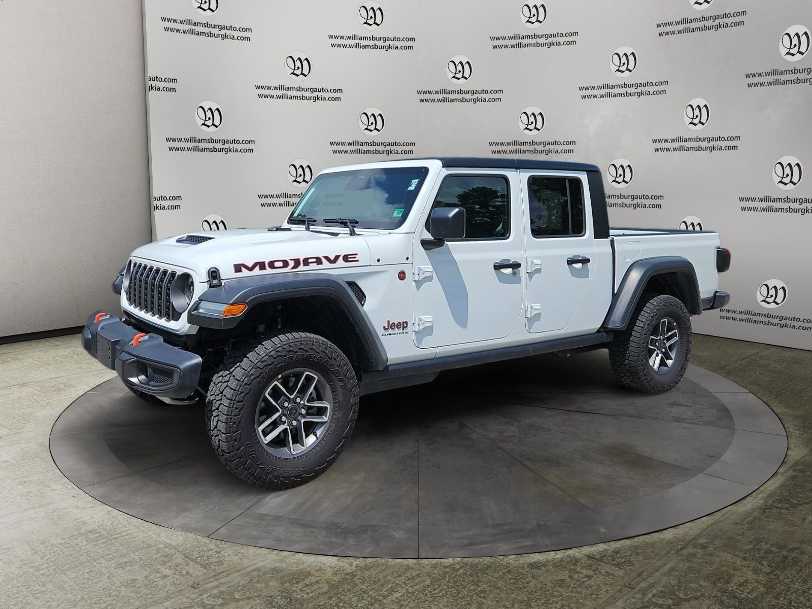 2026 Jeep Gladiator Mojave Photo in Williamsburg VA 23185