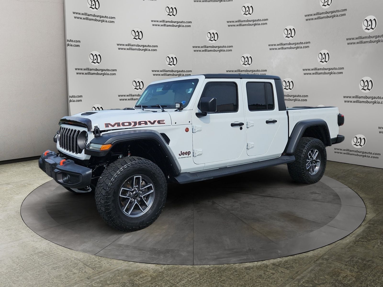 2024 Jeep Gladiator Mojave Photo in Williamsburg VA 23185