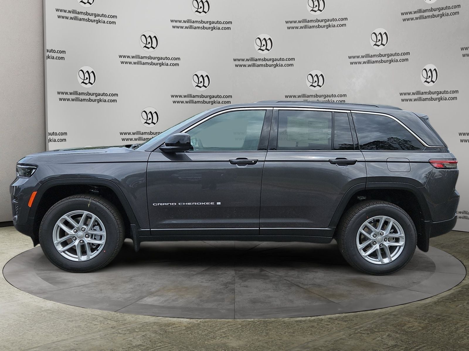 2026 Jeep Grand Cherokee Laredo Photo in Williamsburg VA 23185