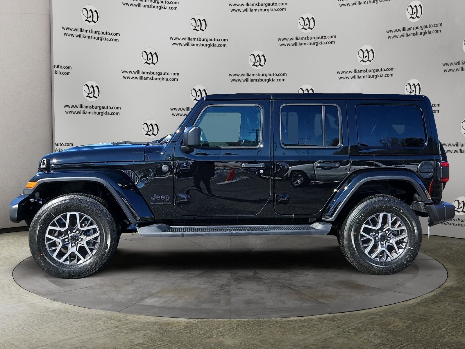 2025 Jeep Wrangler Sahara Photo in Williamsburg VA 23185