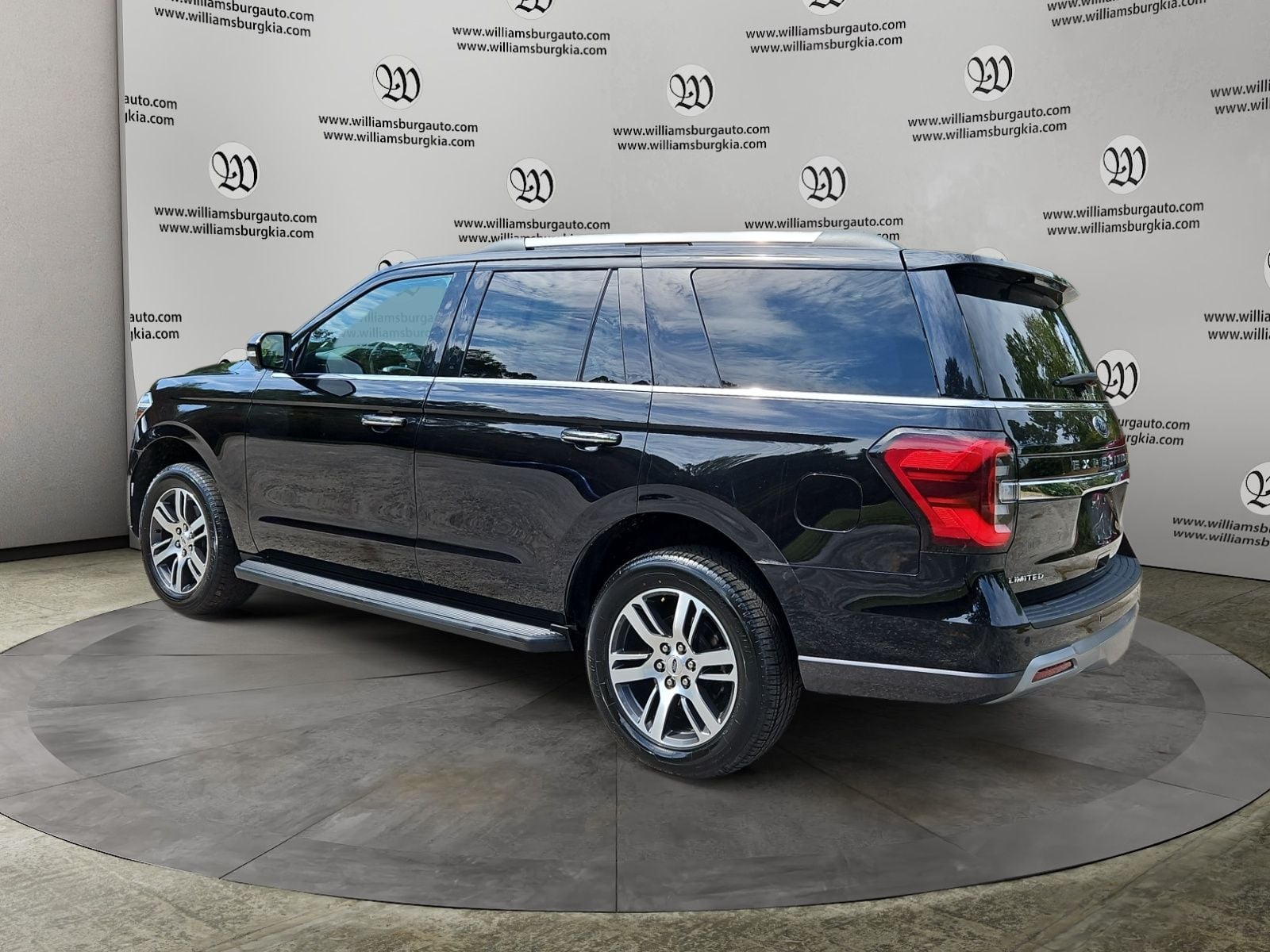 2024 Ford Expedition Limited Photo in Williamsburg VA 23185