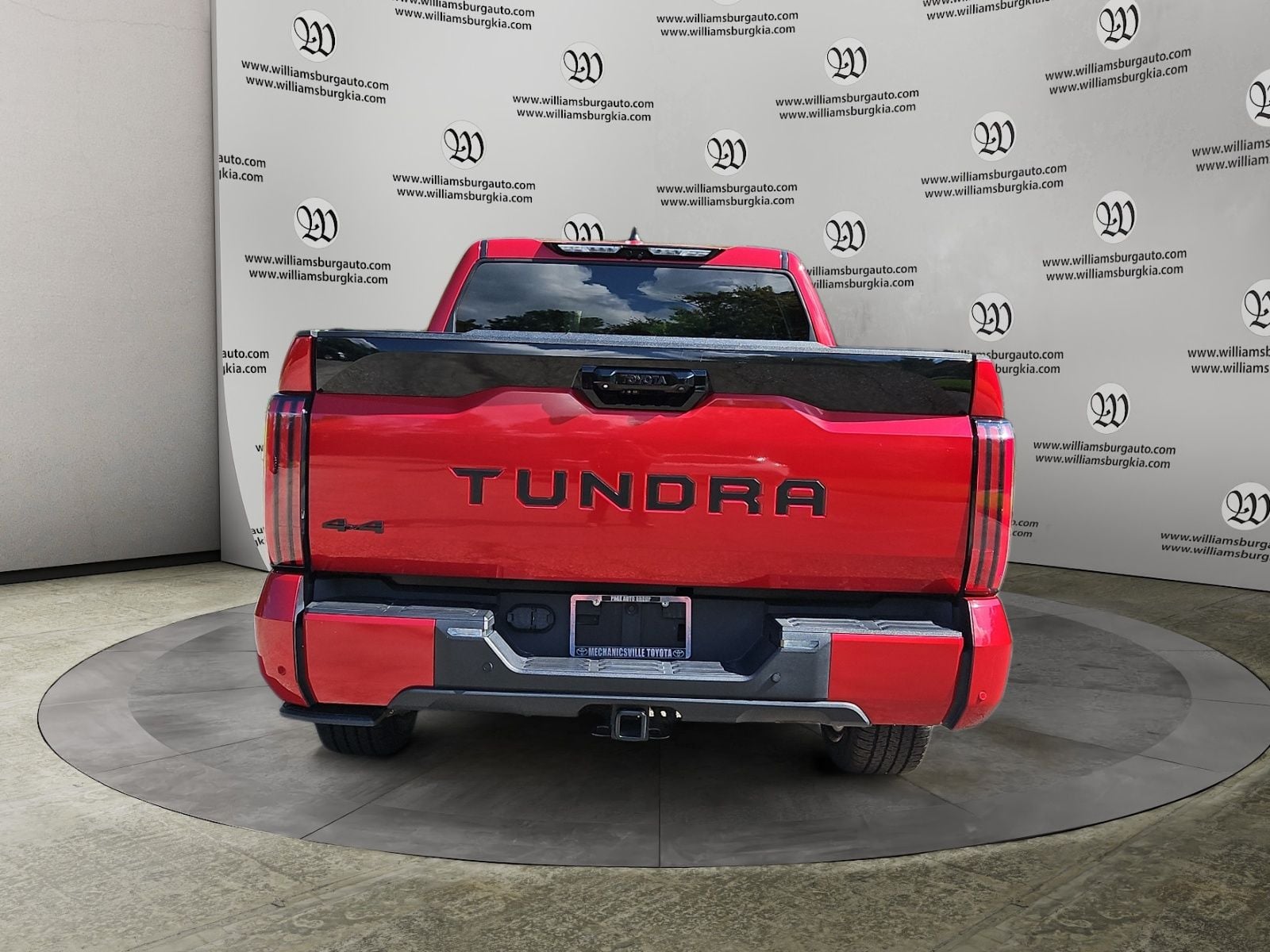 2024 Toyota Tundra Hybrid Platinum Photo in Williamsburg VA 23185
