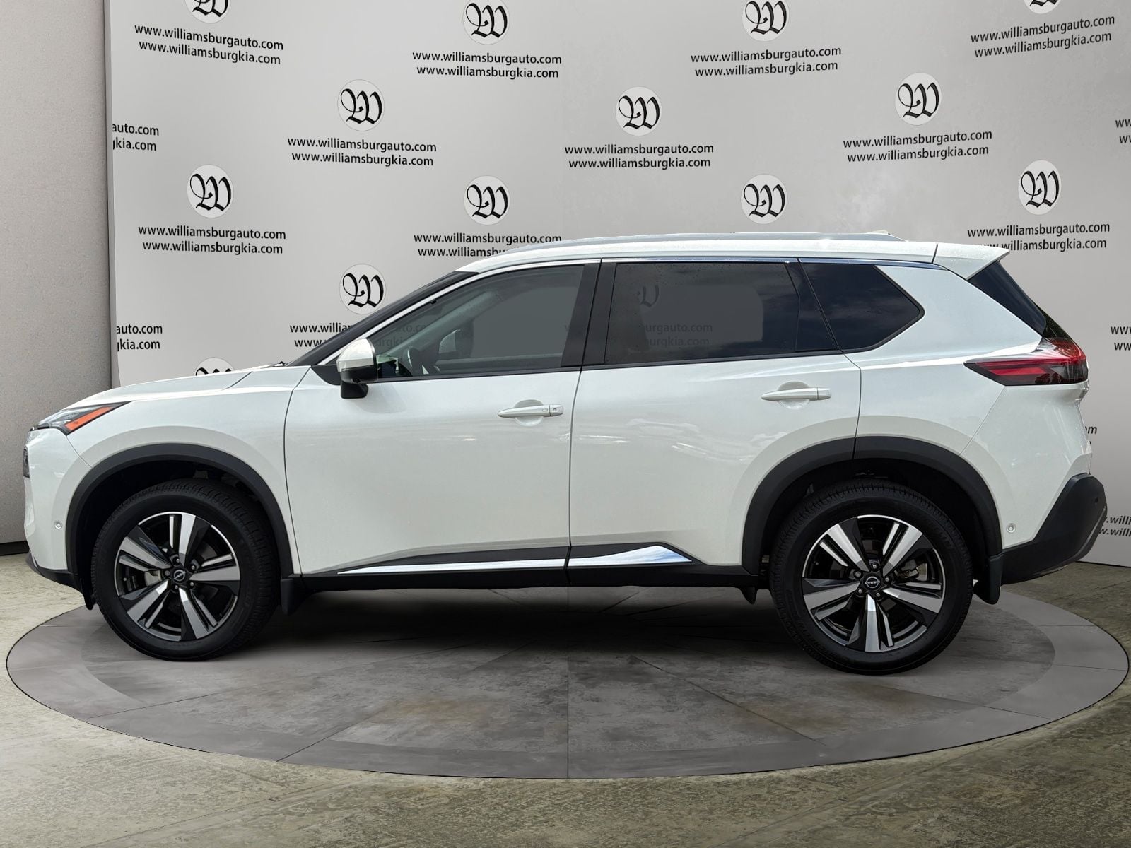 2023 Nissan Rogue SL Photo in Williamsburg VA 23185
