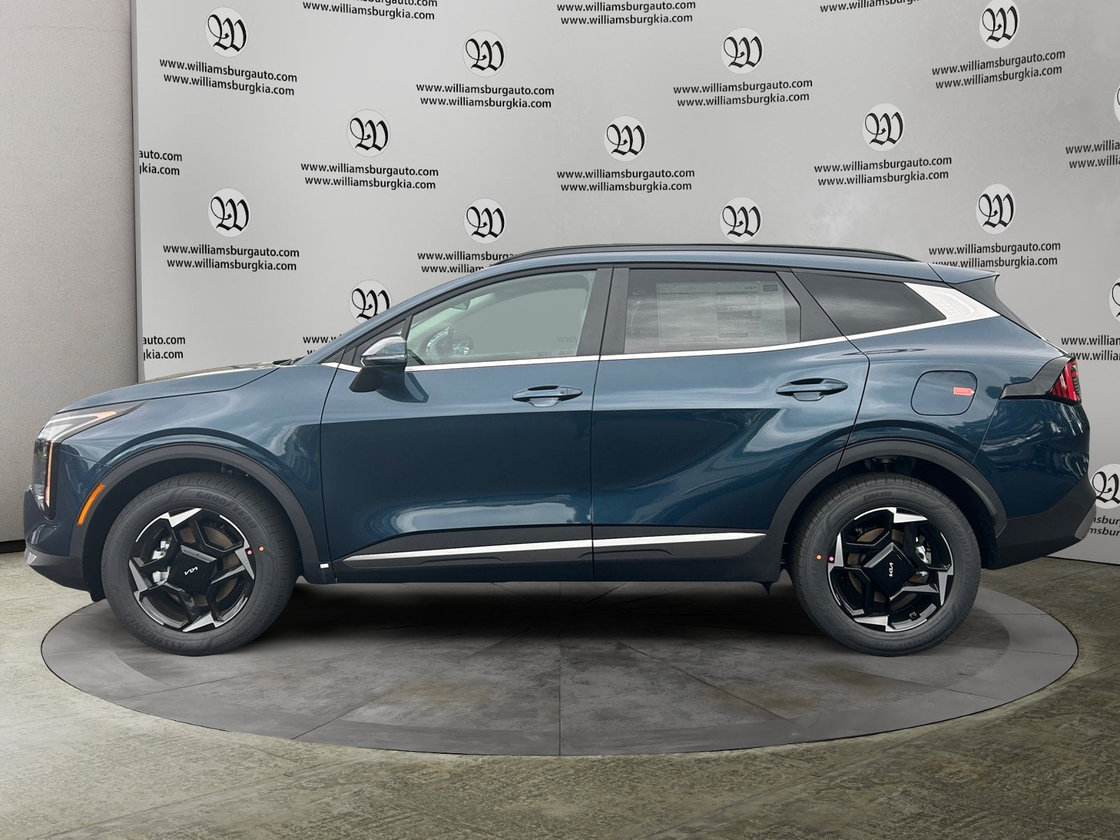 2027 Kia Sportage Hybrid EX Photo in Williamsburg VA 23185