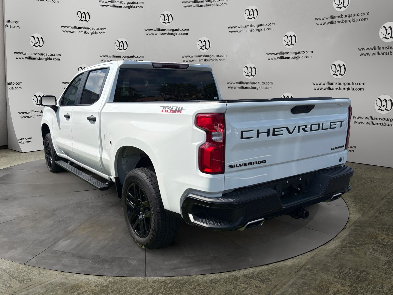 2021 Chevrolet Silverado 1500 Custom Trail Boss Photo in Williamsburg VA 23185