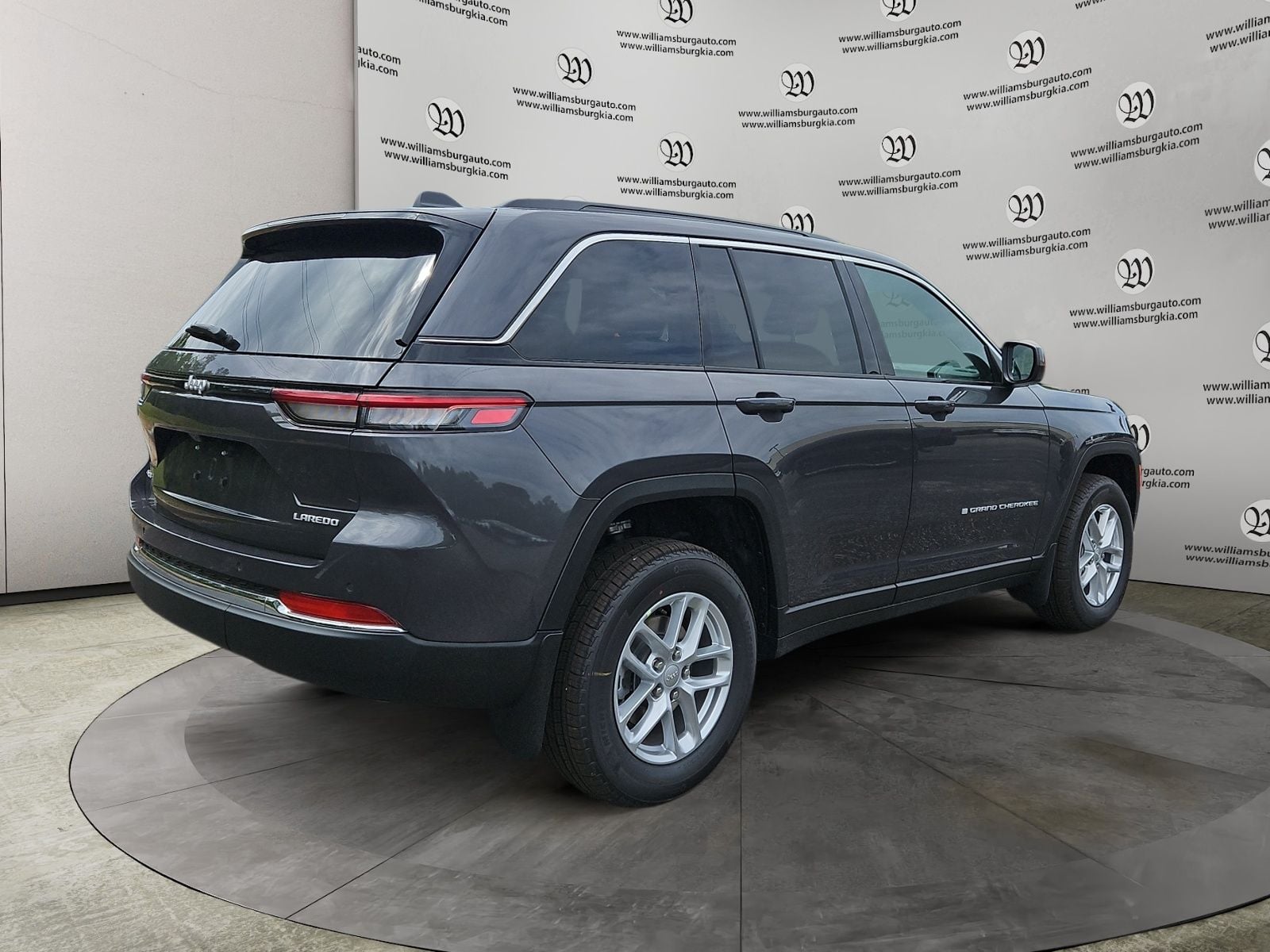 2026 Jeep Grand Cherokee Laredo Photo in Williamsburg VA 23185