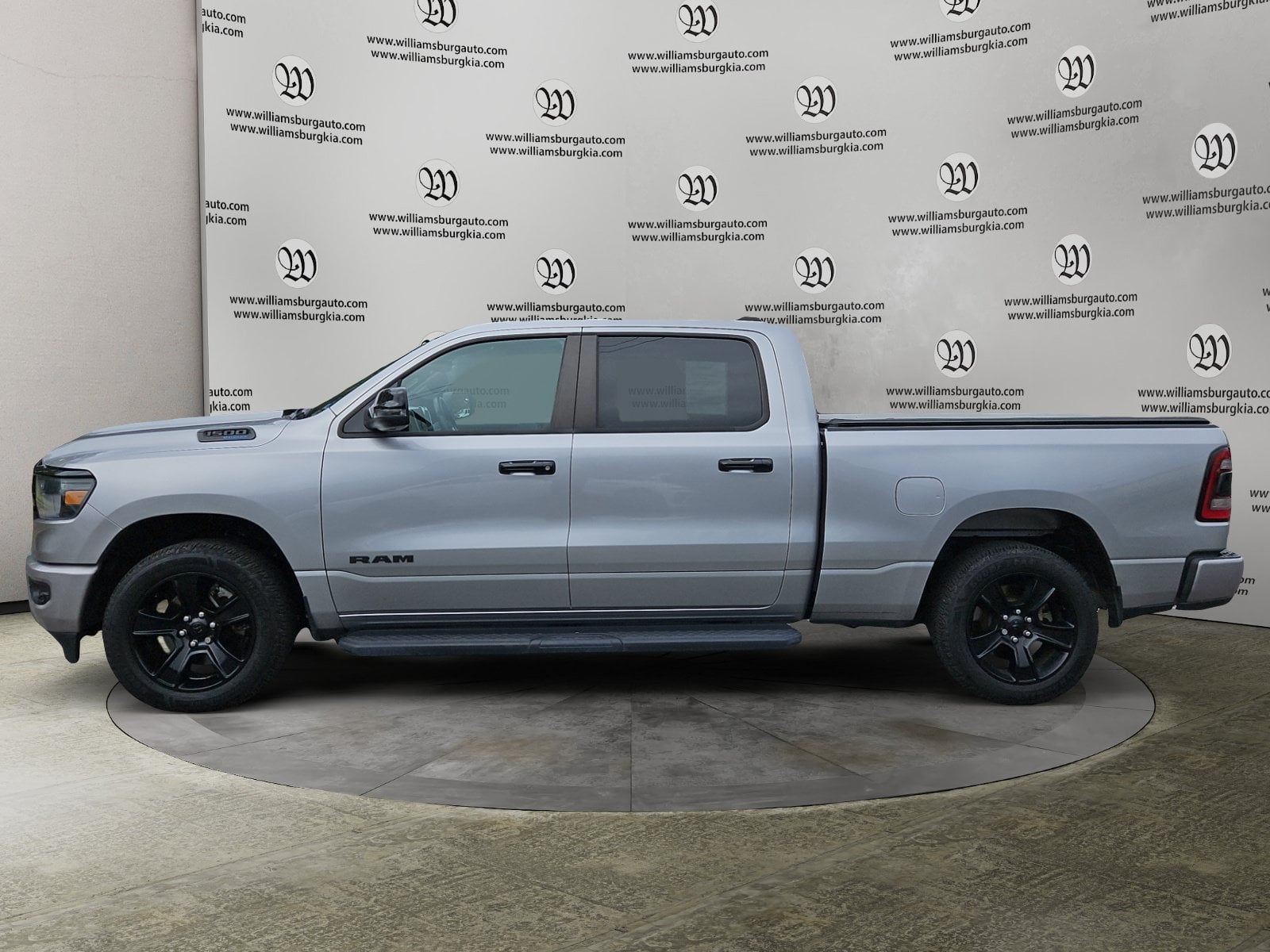 2024 Ram 1500 Big Horn/Lone Star Photo in Williamsburg VA 23185