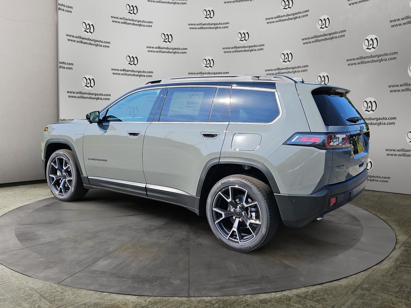 2026 Jeep Cherokee Overland Photo in Williamsburg VA 23185