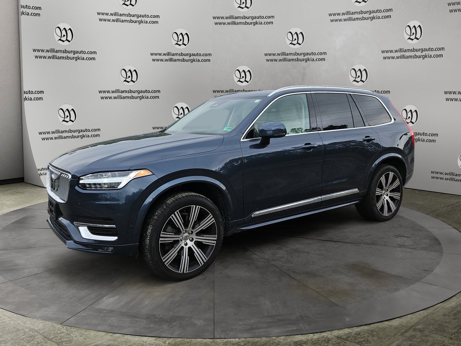 2025 Volvo XC90 B6 Plus 7-Seater Photo in Williamsburg VA 23185