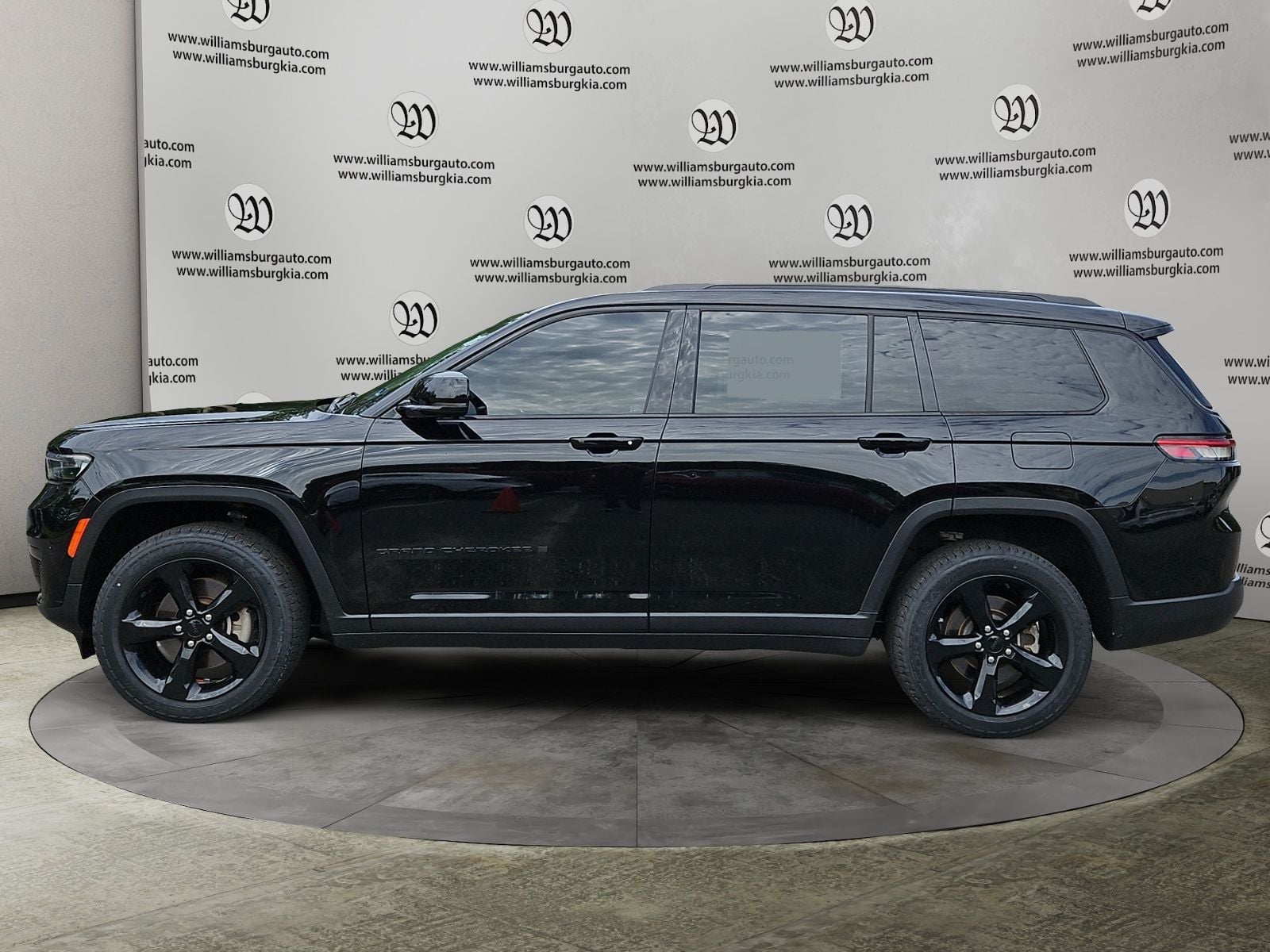 2023 Jeep Grand Cherokee L Altitude Photo in Williamsburg VA 23185