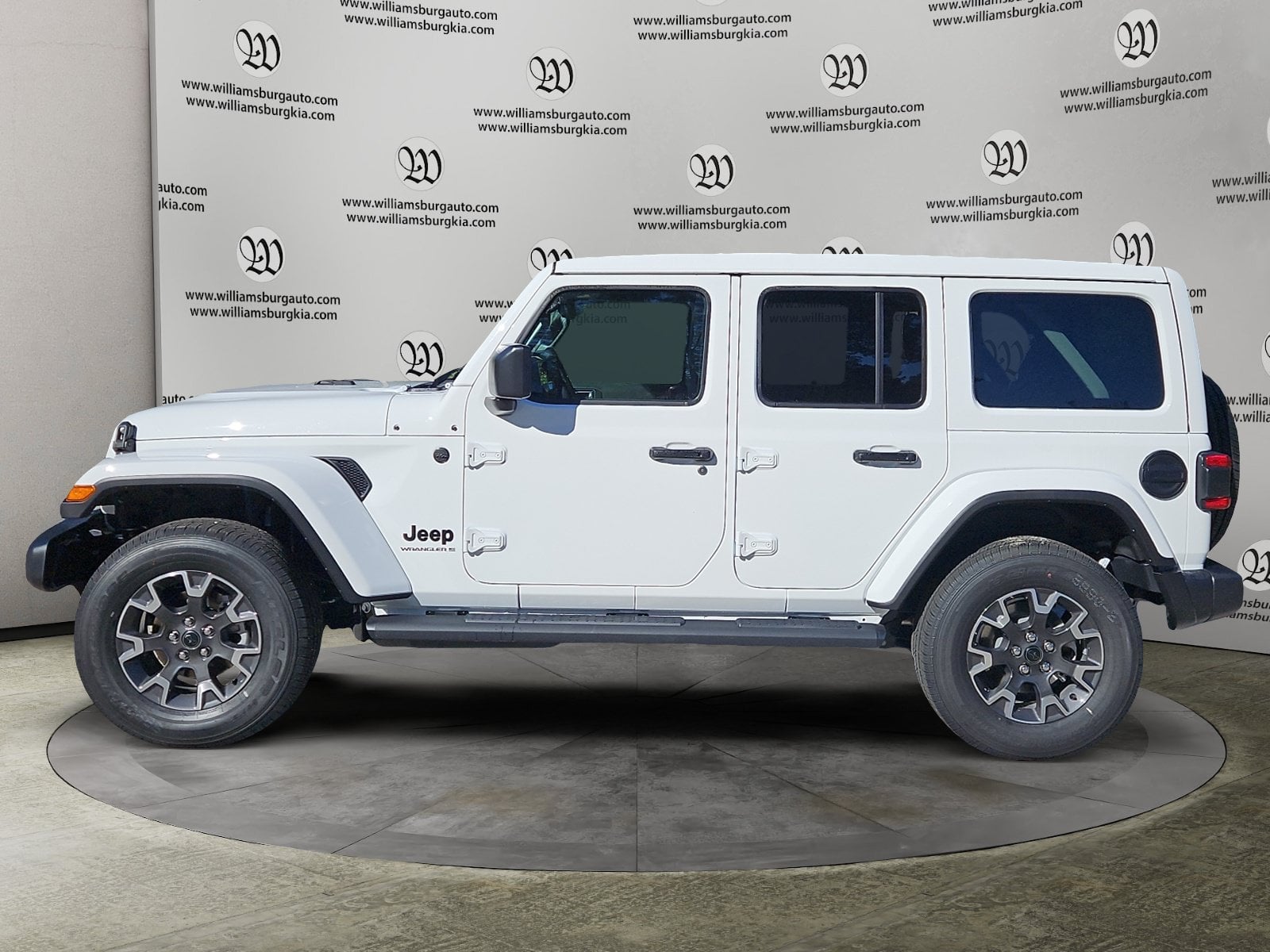 2027 Jeep Wrangler Sahara Photo in Williamsburg VA 23185